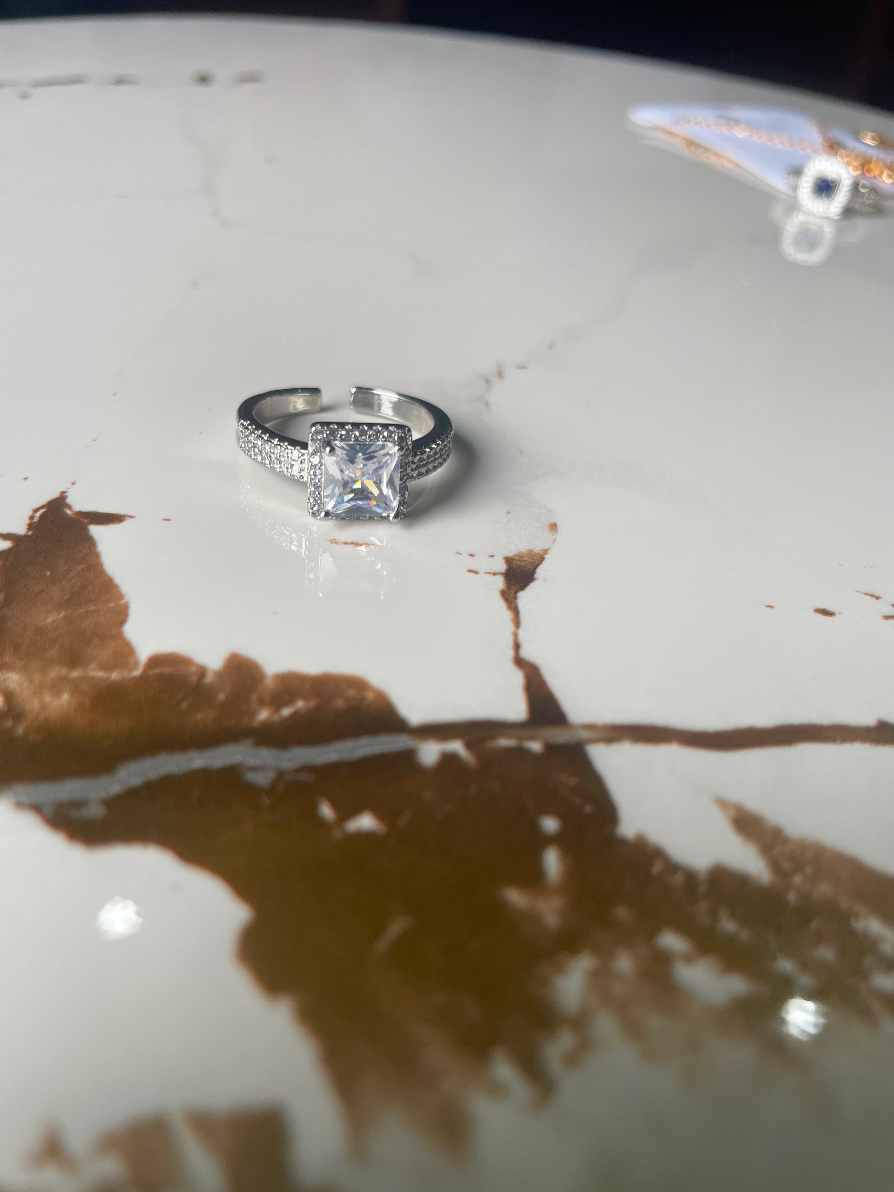 Elegant Silver Ring with Square Cut Stone