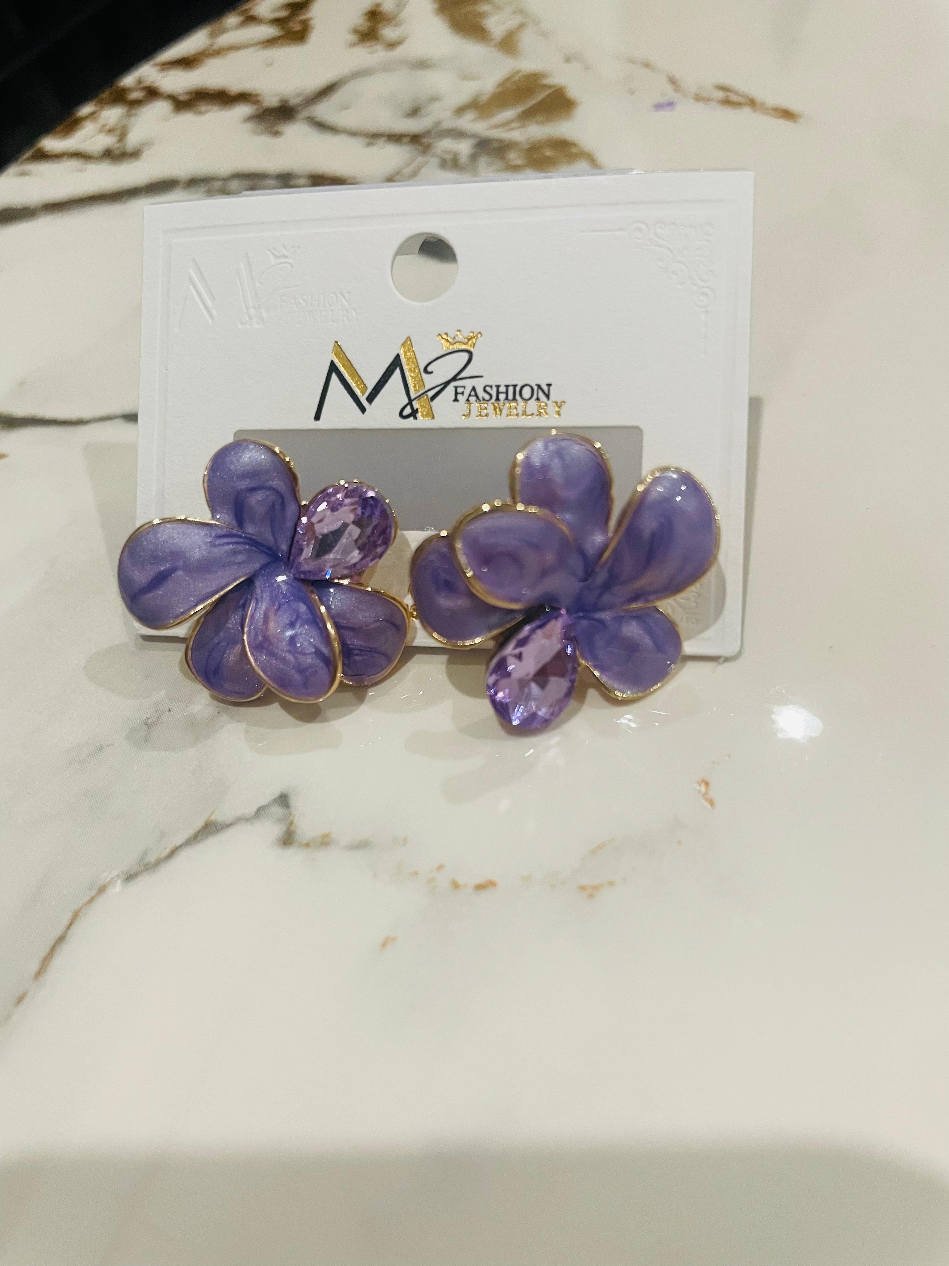 Random Multi-color Flower Shape Clips
