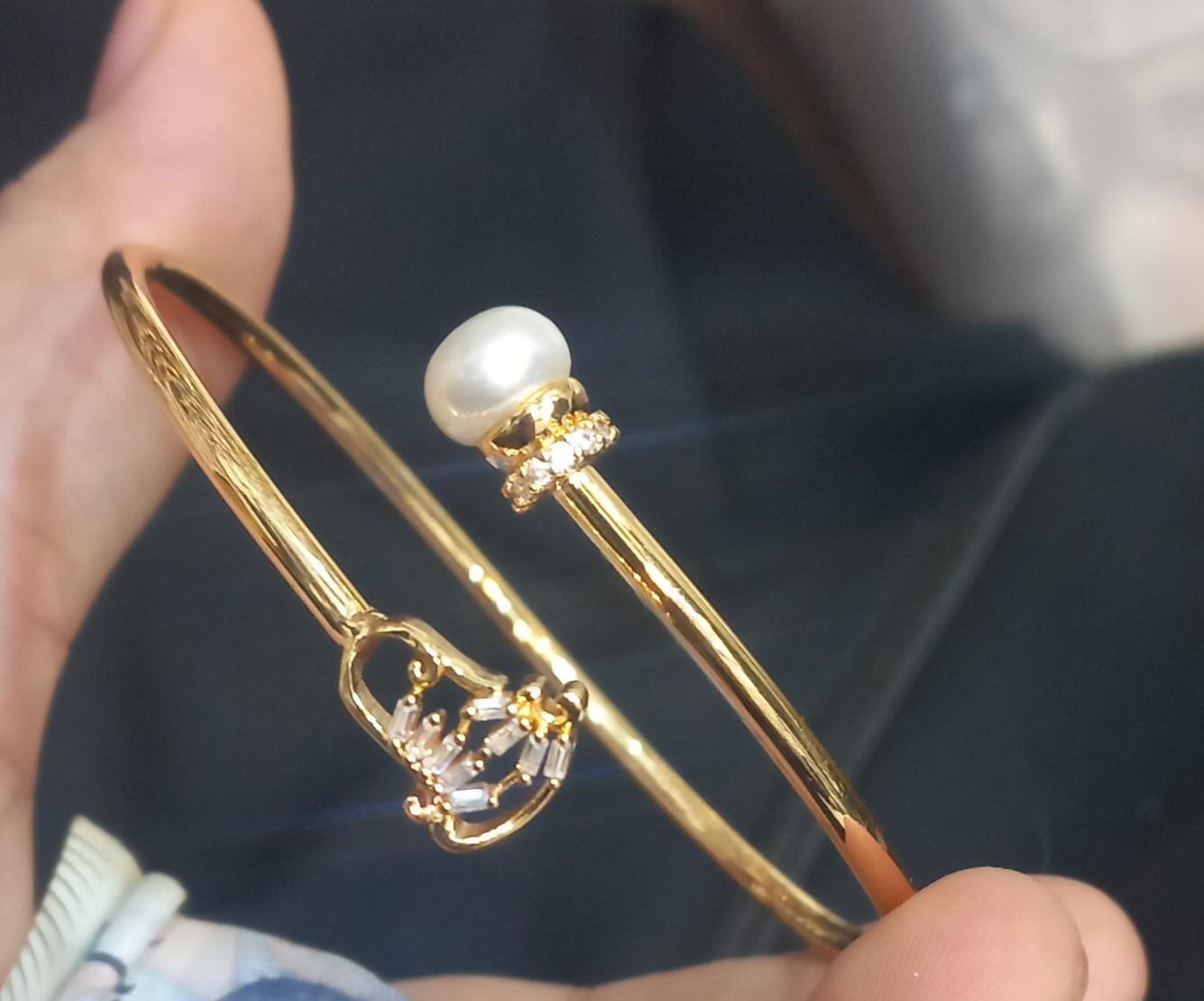 Elegant Women's Watch and Bracelet Set