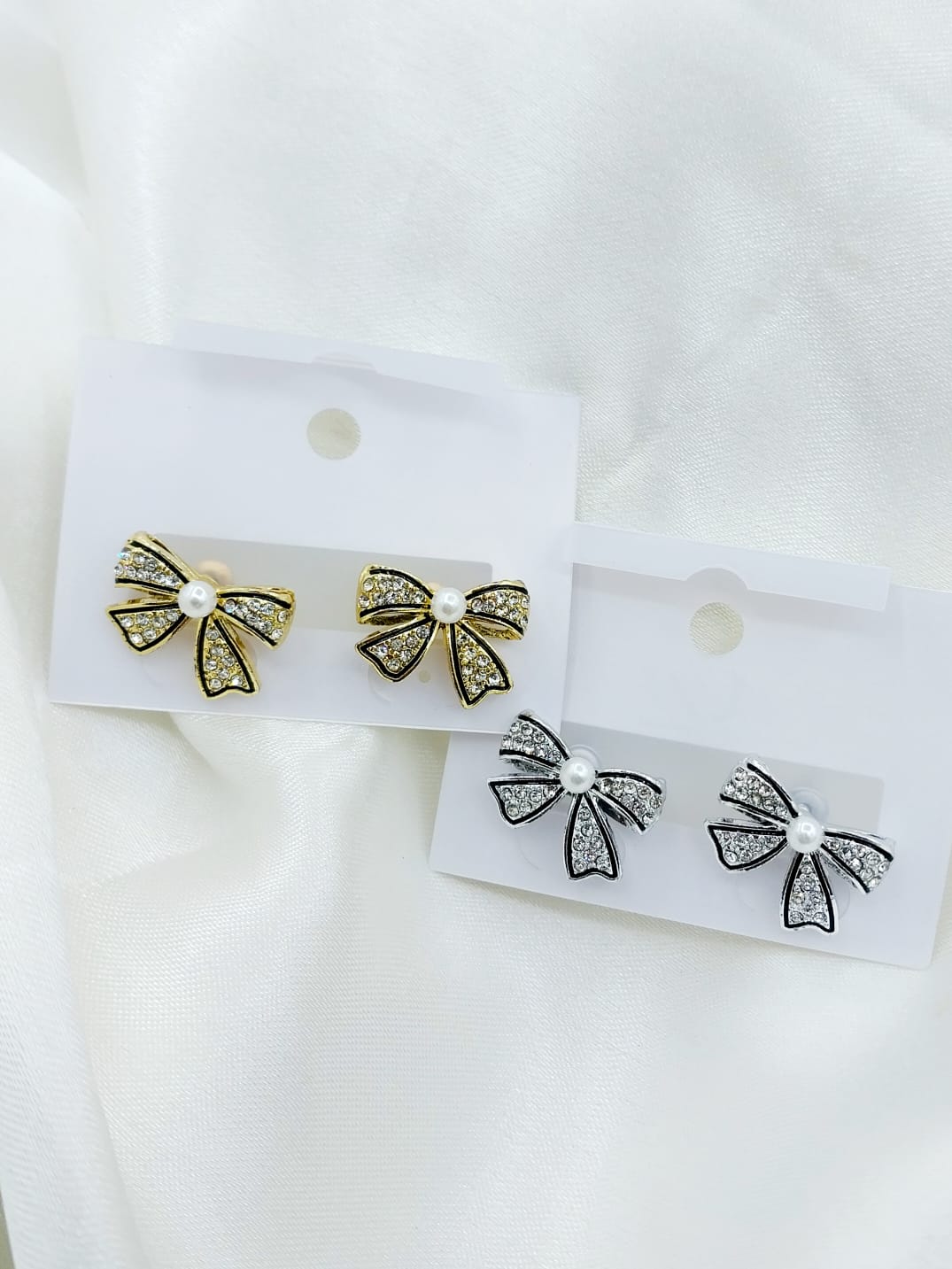Korean style Elegant Pearl Bow Earrings