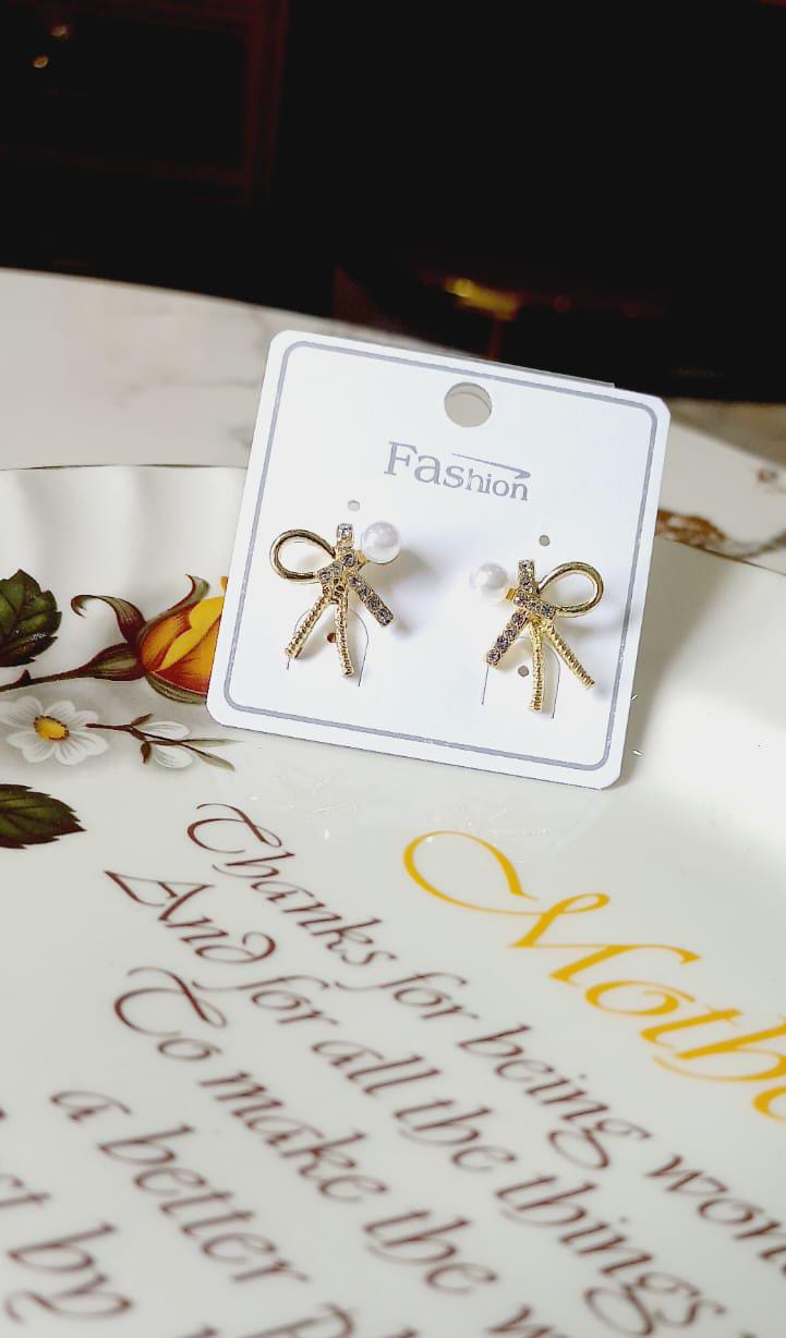 Gold Bow Pearl Earrings
