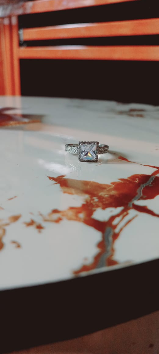 Elegant Silver Ring with Square Cut Stone