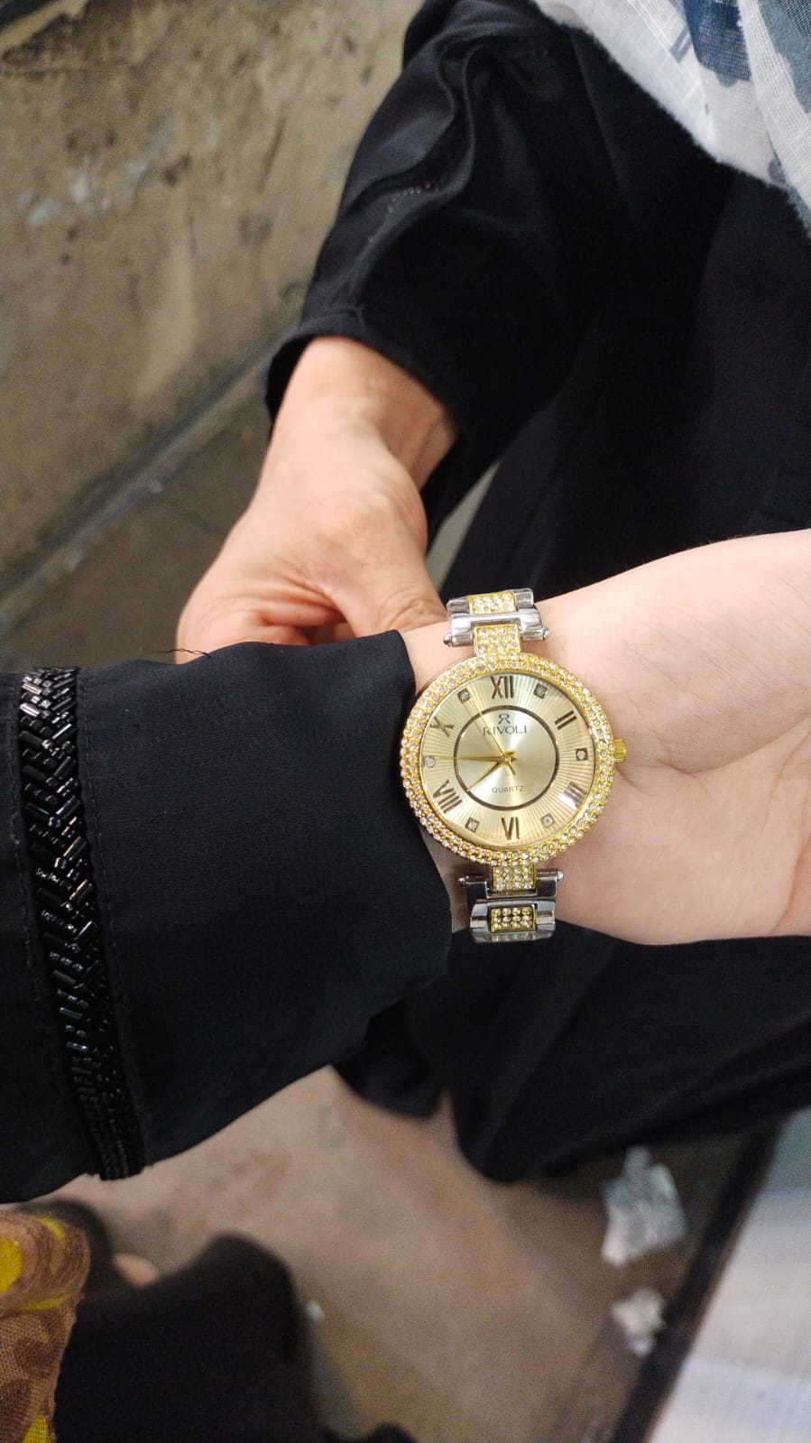 Elegant Women's Watch and Bracelet Set