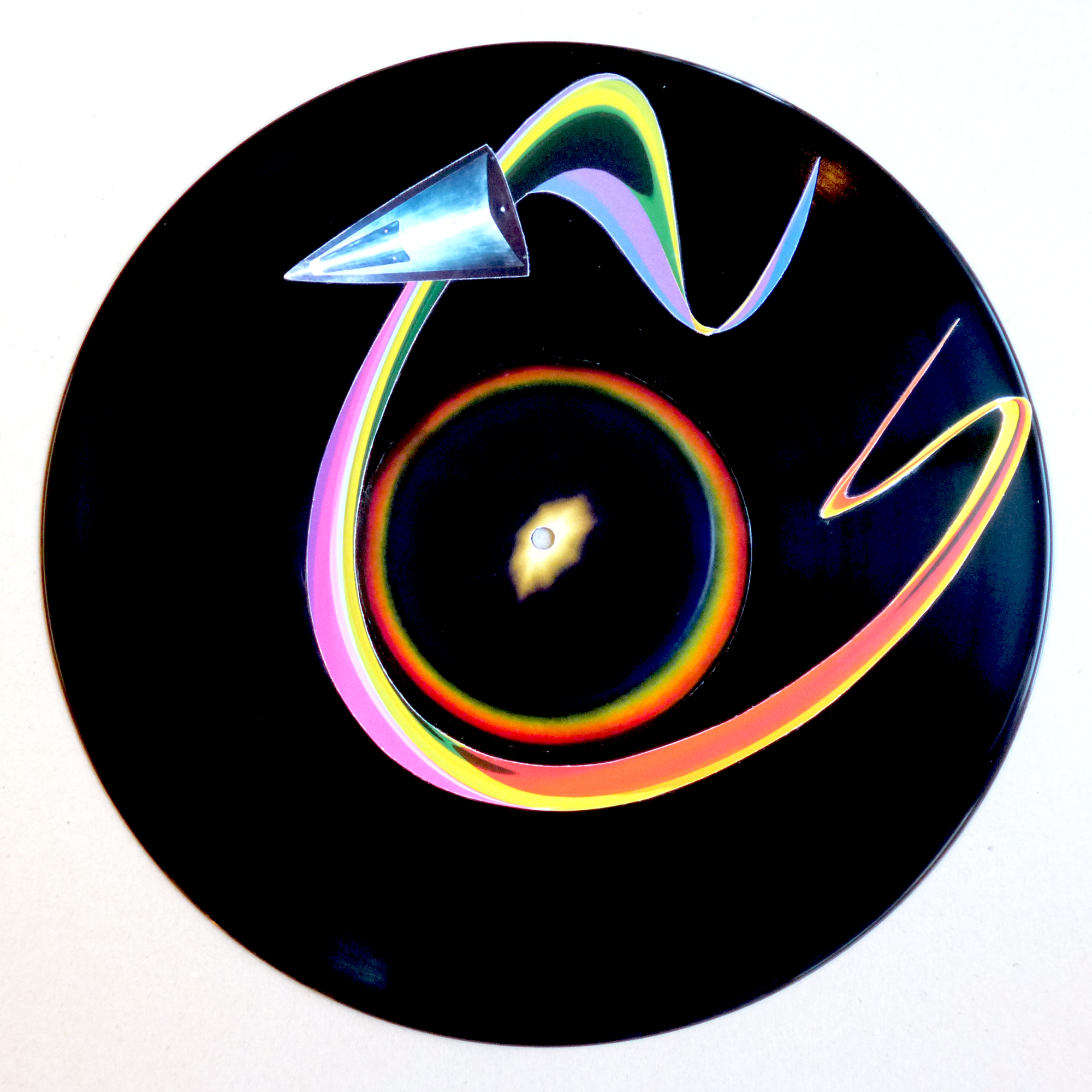 Collage sur disque vinyle : Covinyle No.3B Intersonic