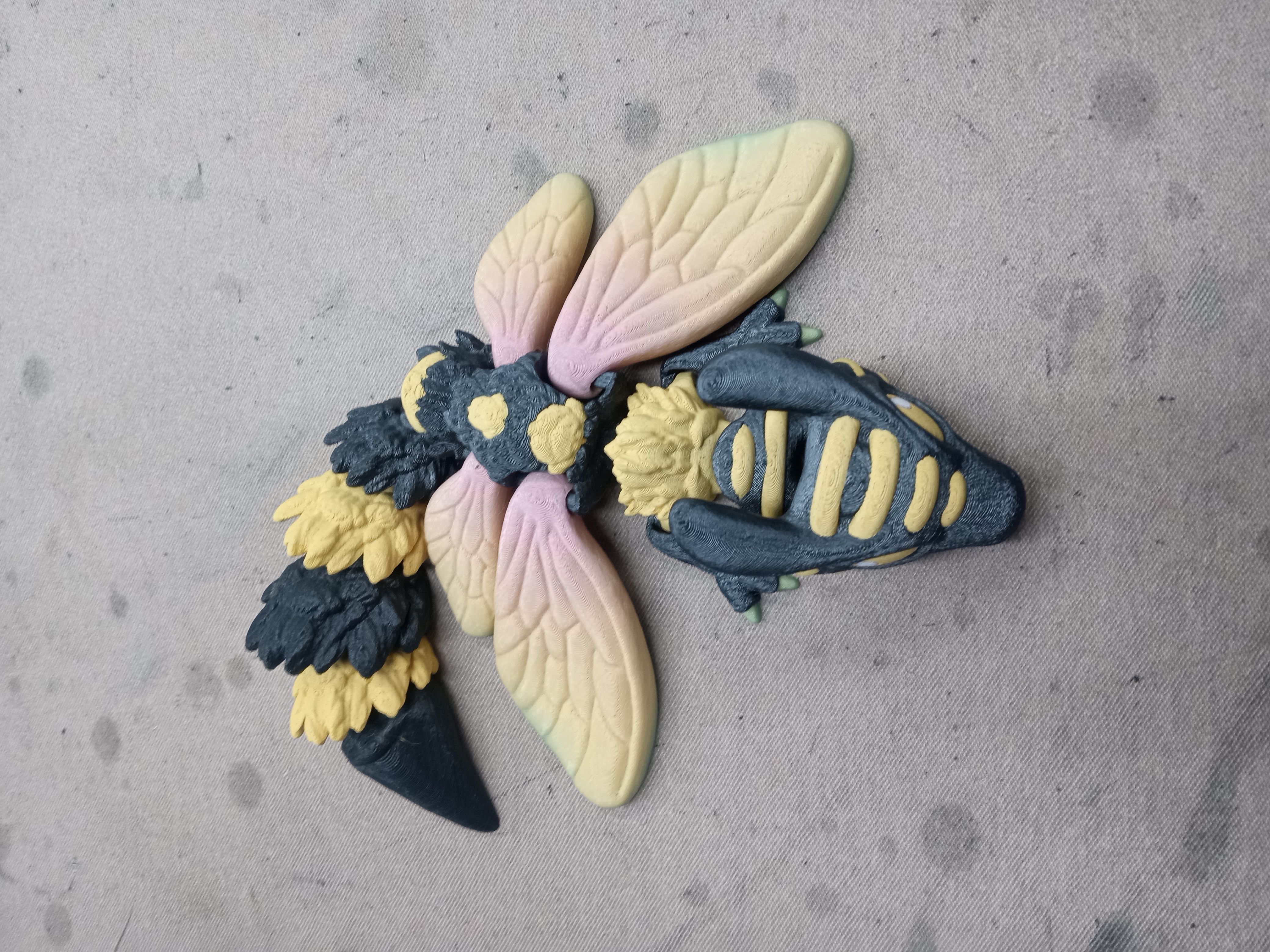 CW3D Baby Bee Dragon 