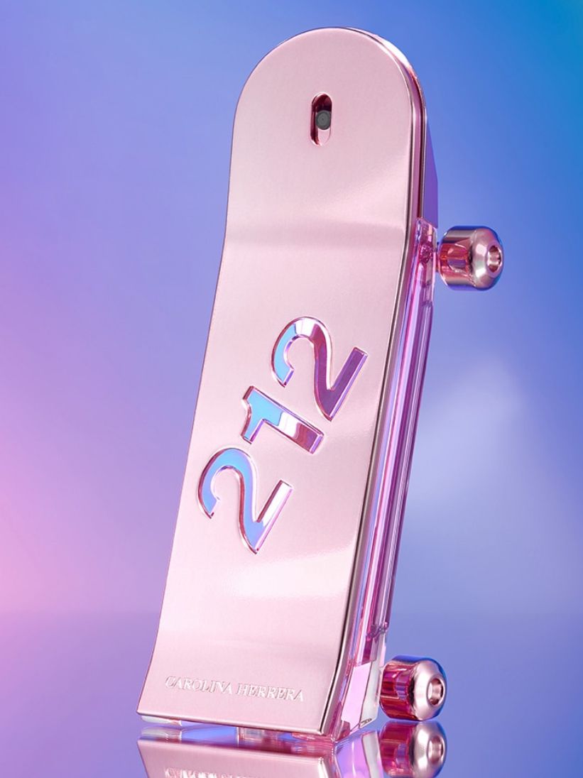 Carolina Hererra 212 Eroes Rose