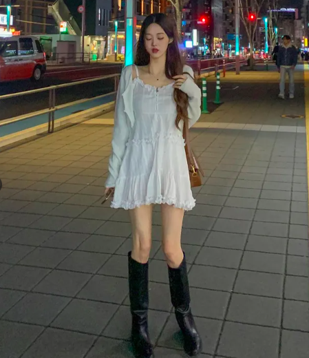 Women's White Ruffled Sleeveless Top