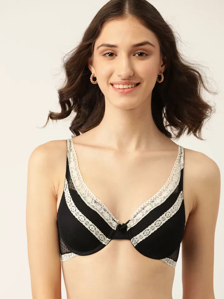 Elegant Lace Trimmed Black Bra