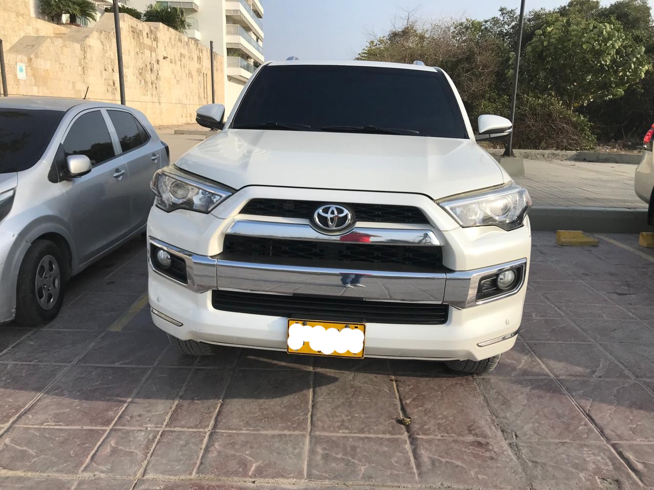 CAMIONETA 4RUNNER BLINDADA 