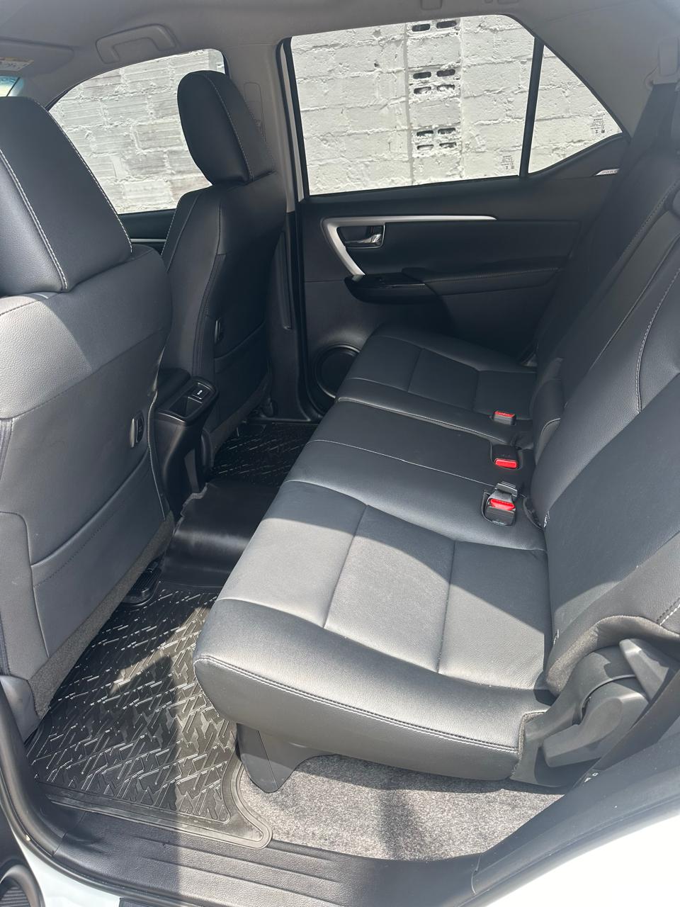 FORTUNER 7 PASAJEROS