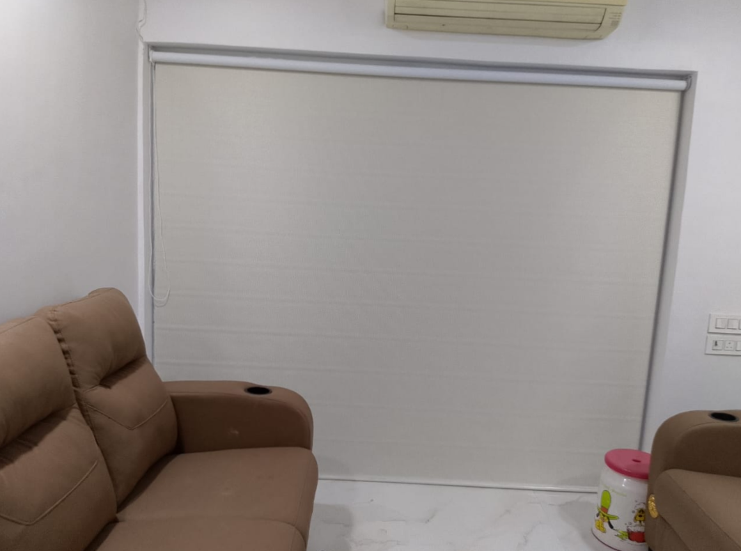 100% Blackout Basic Roller Blinds
