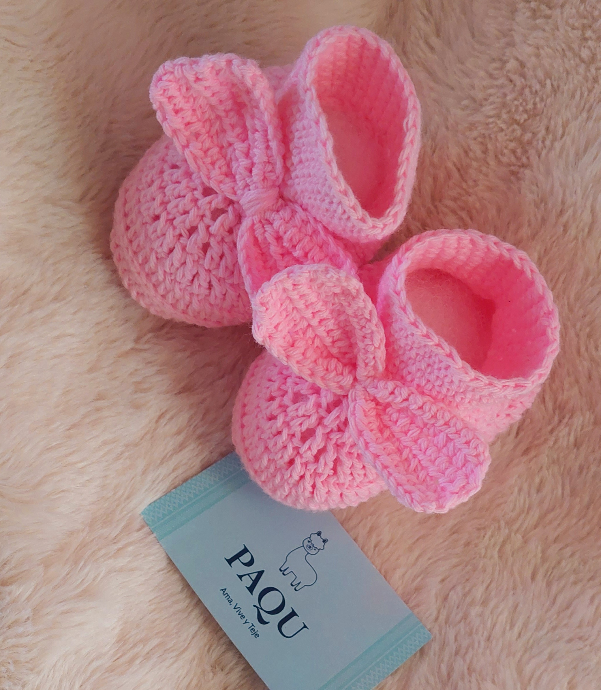 Zapatos de bebé tejidos
