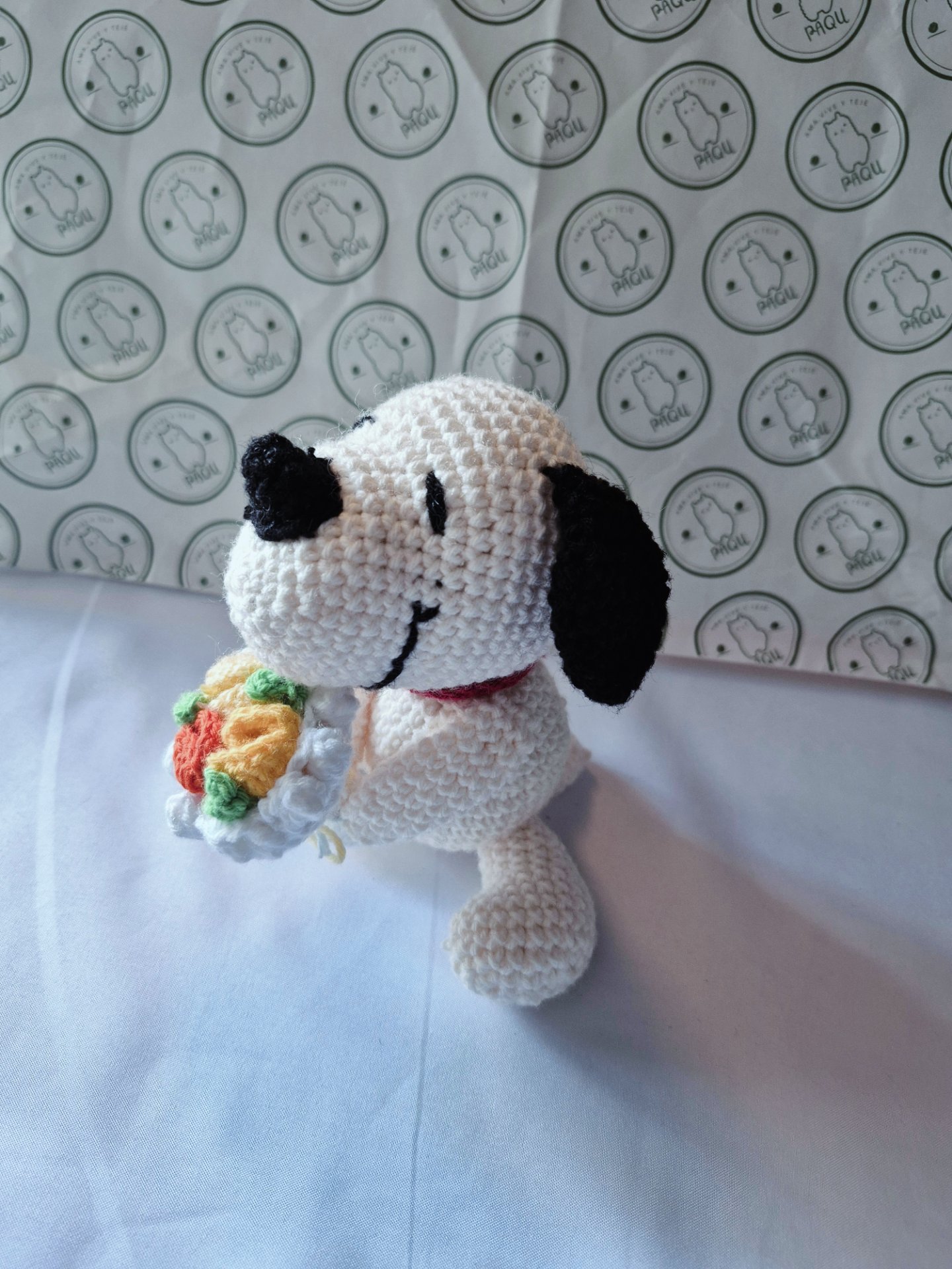 Muñeco de Snoopy tejido a mano