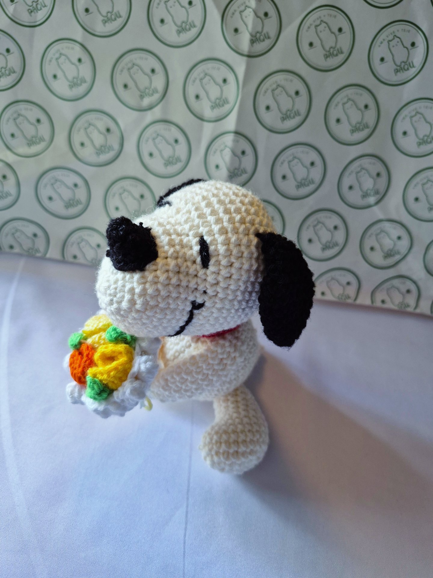 Muñeco de Snoopy tejido a mano
