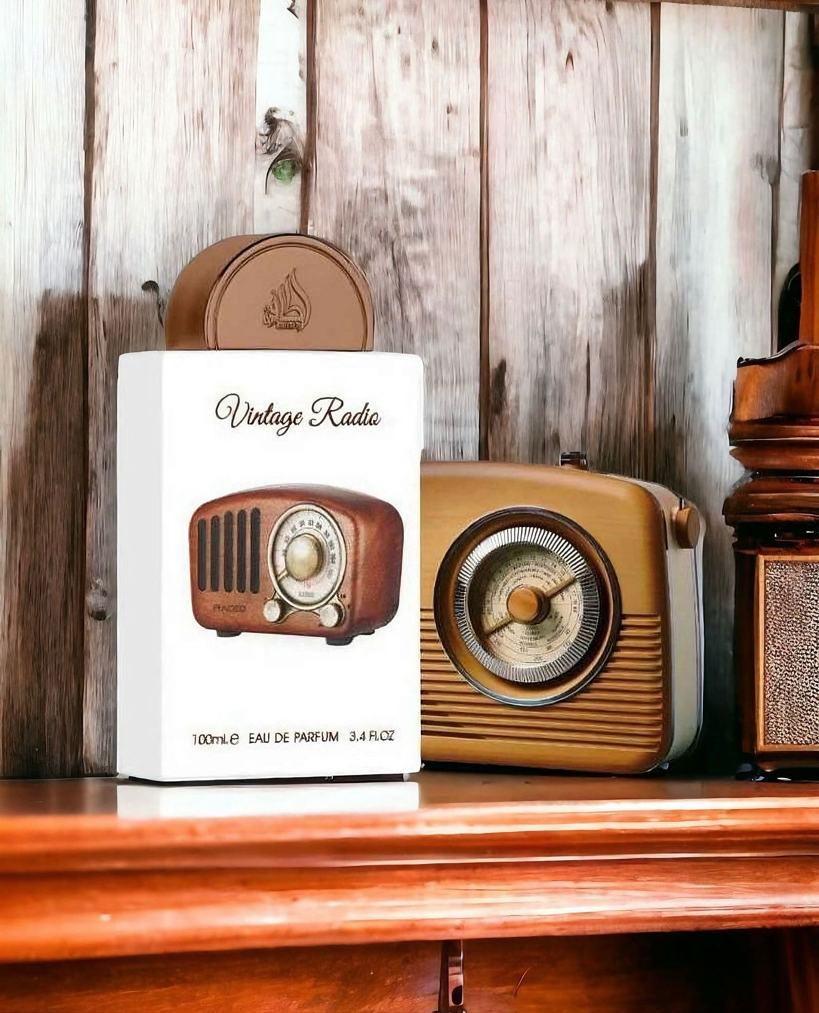 Lattafa Vintage Radio Eau de Parfum (Initio - Rehab)