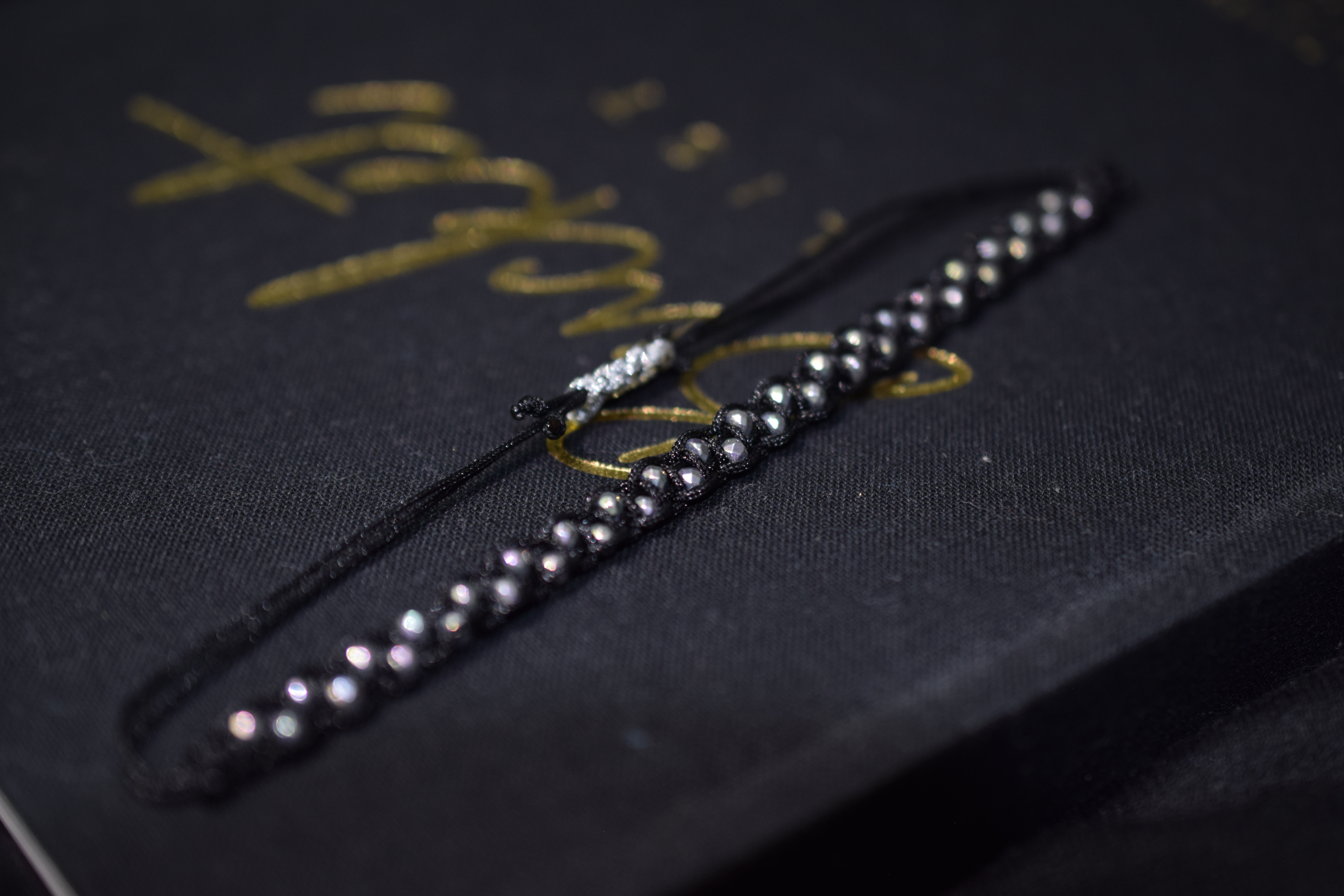 Pulsera de cuentas plateadas hematita