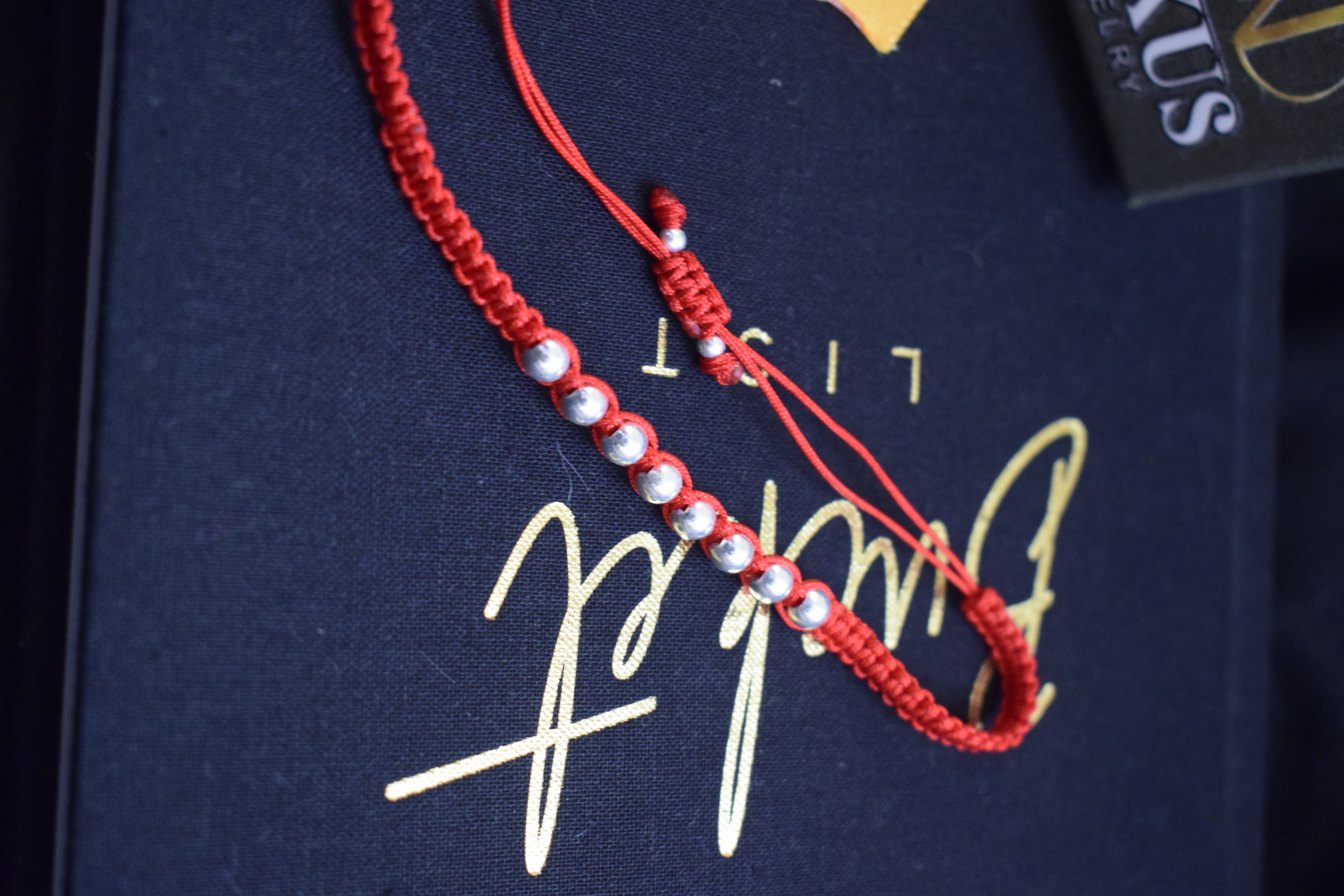 Pulsera de hilo Sencilla plata