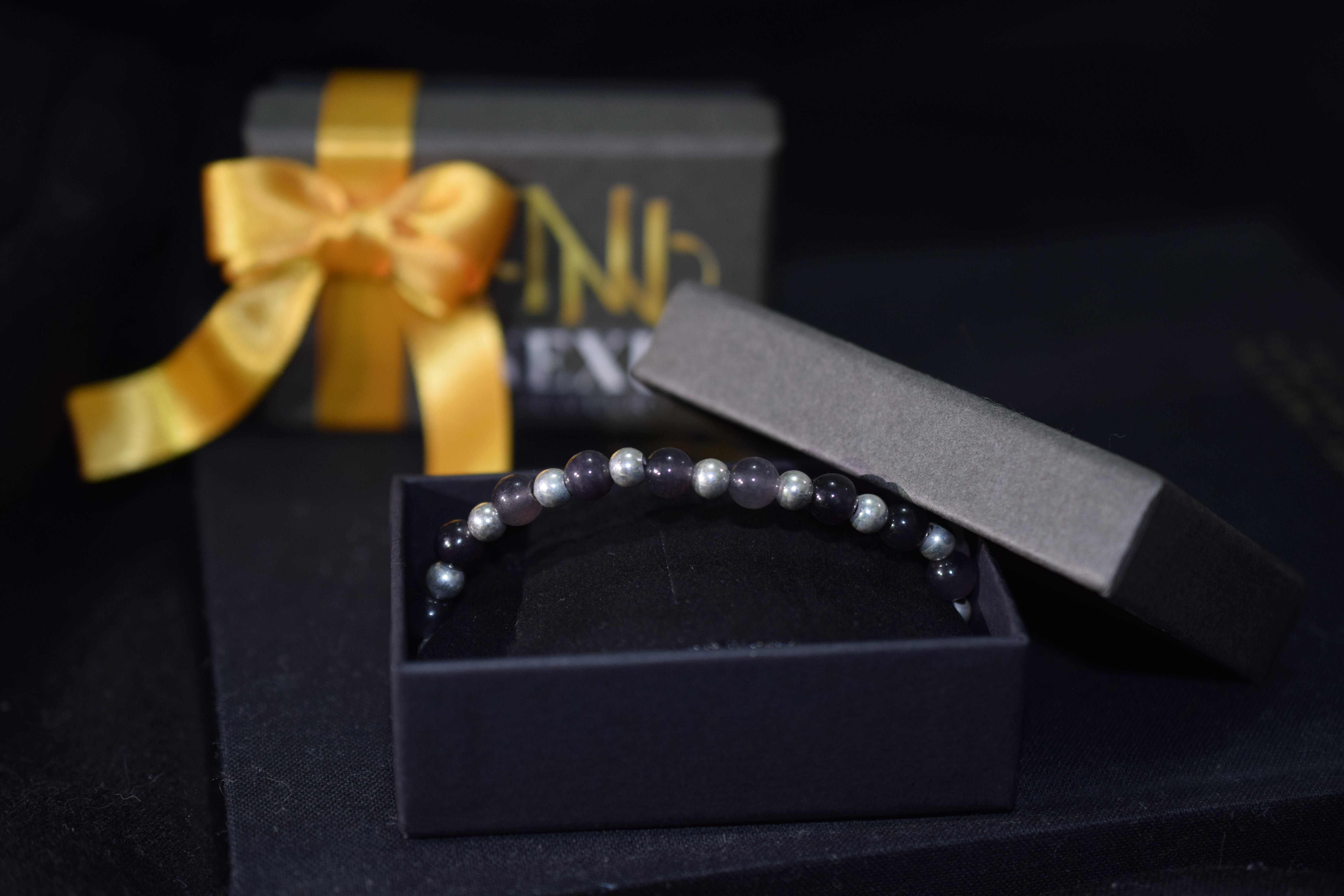 Pulsera de jade negro y plata