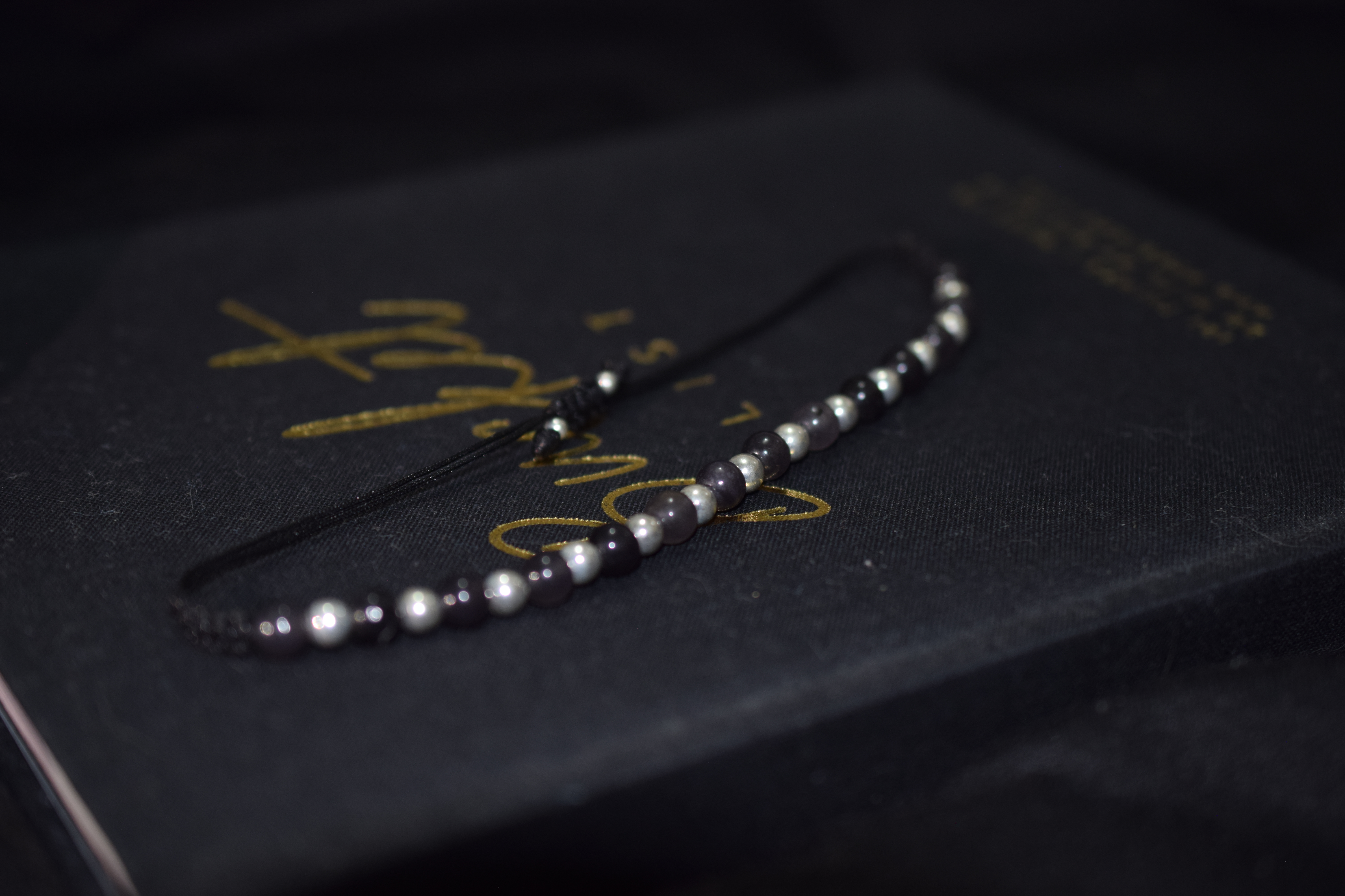 Pulsera de jade negro y plata