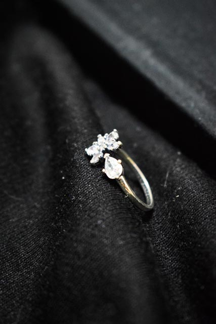 Anillo de flor abierto 