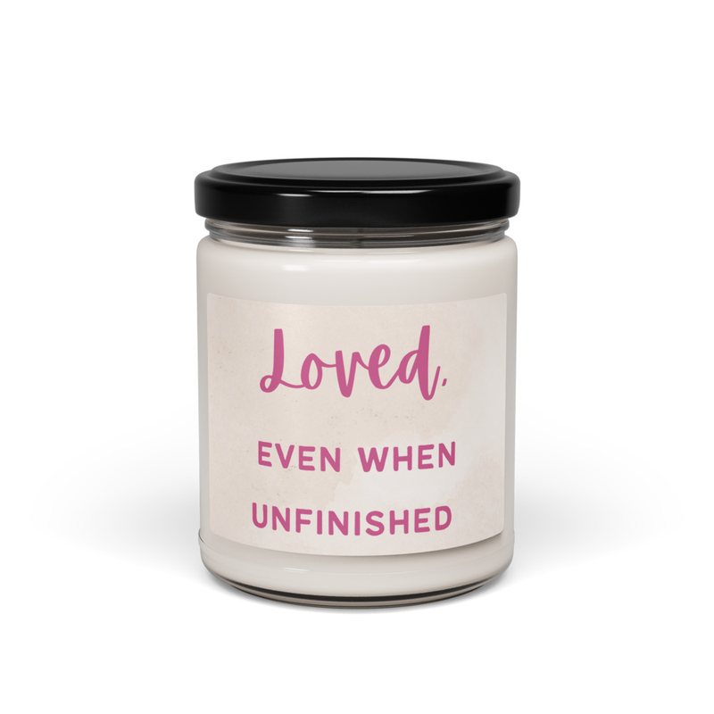 Scented soy candle