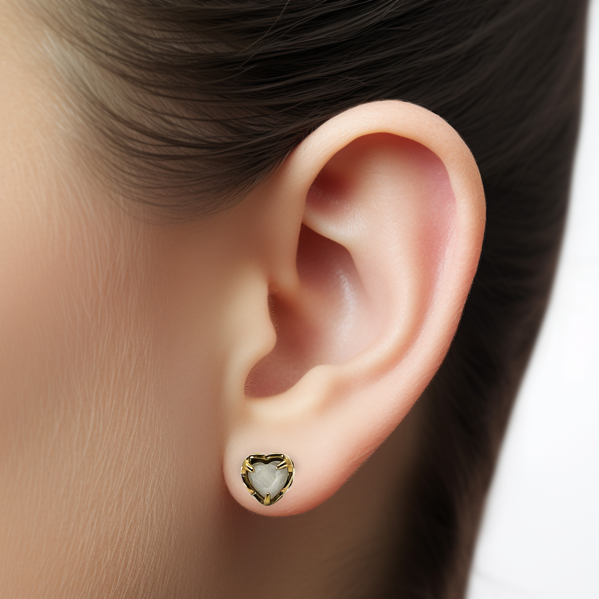 "JONELLE" Heart-shaped White Stone Gold Stud Earrings