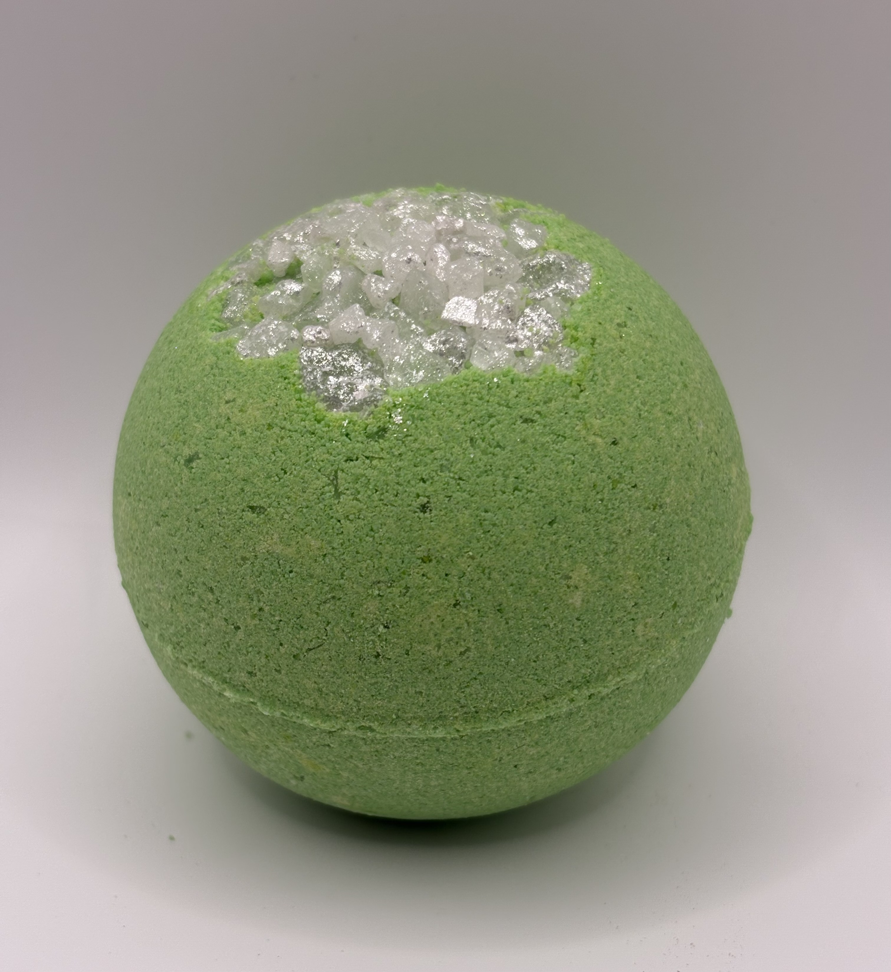 Linen Meadow Bath Bomb