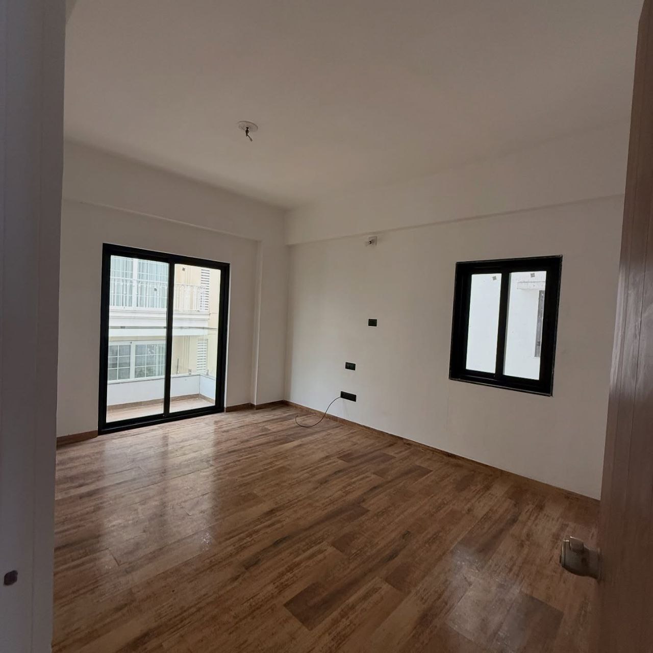 🏡 Your Dream 3BHK Awaits in New Alkapuri – Ready to Move!