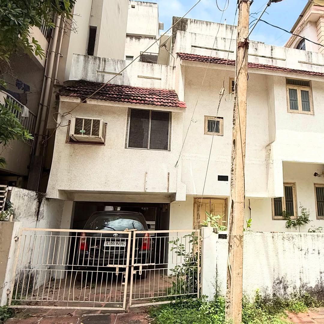 3BHK Bungalow Natubhai Circle