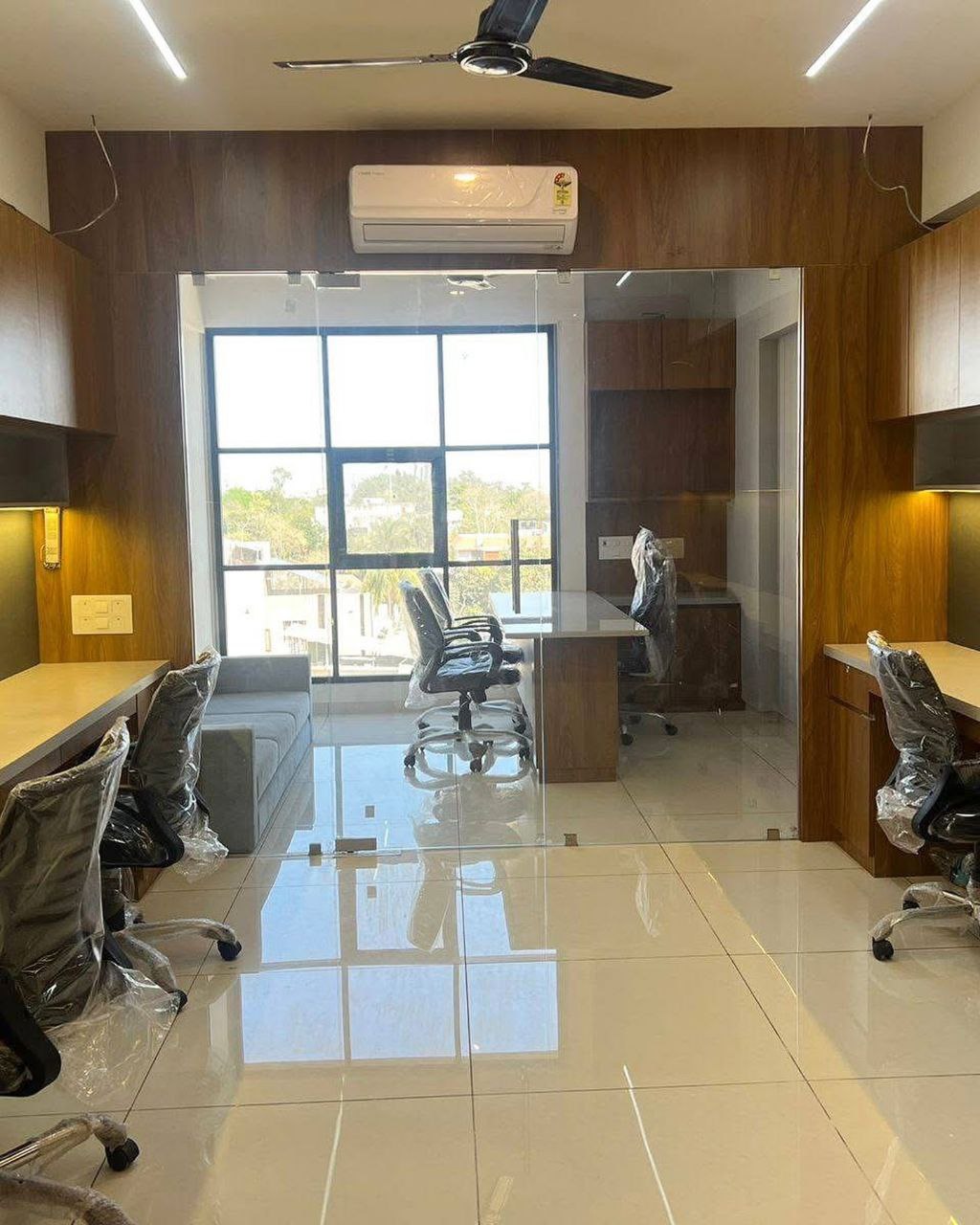 🏢 Premium Furnished Office for Rent 