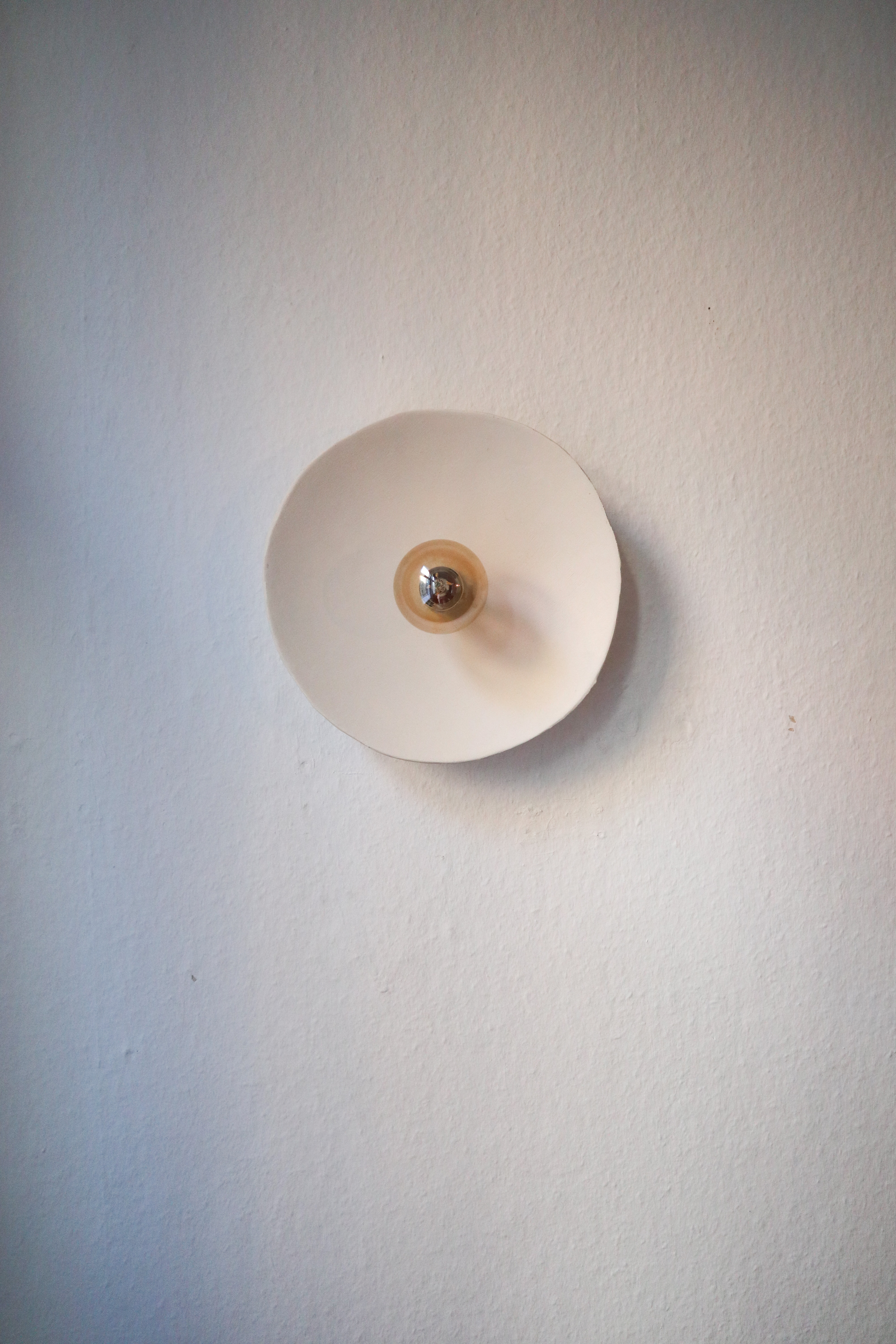 Komo Smooth Wall Fixture | Wabi Sabi Centered Sconce