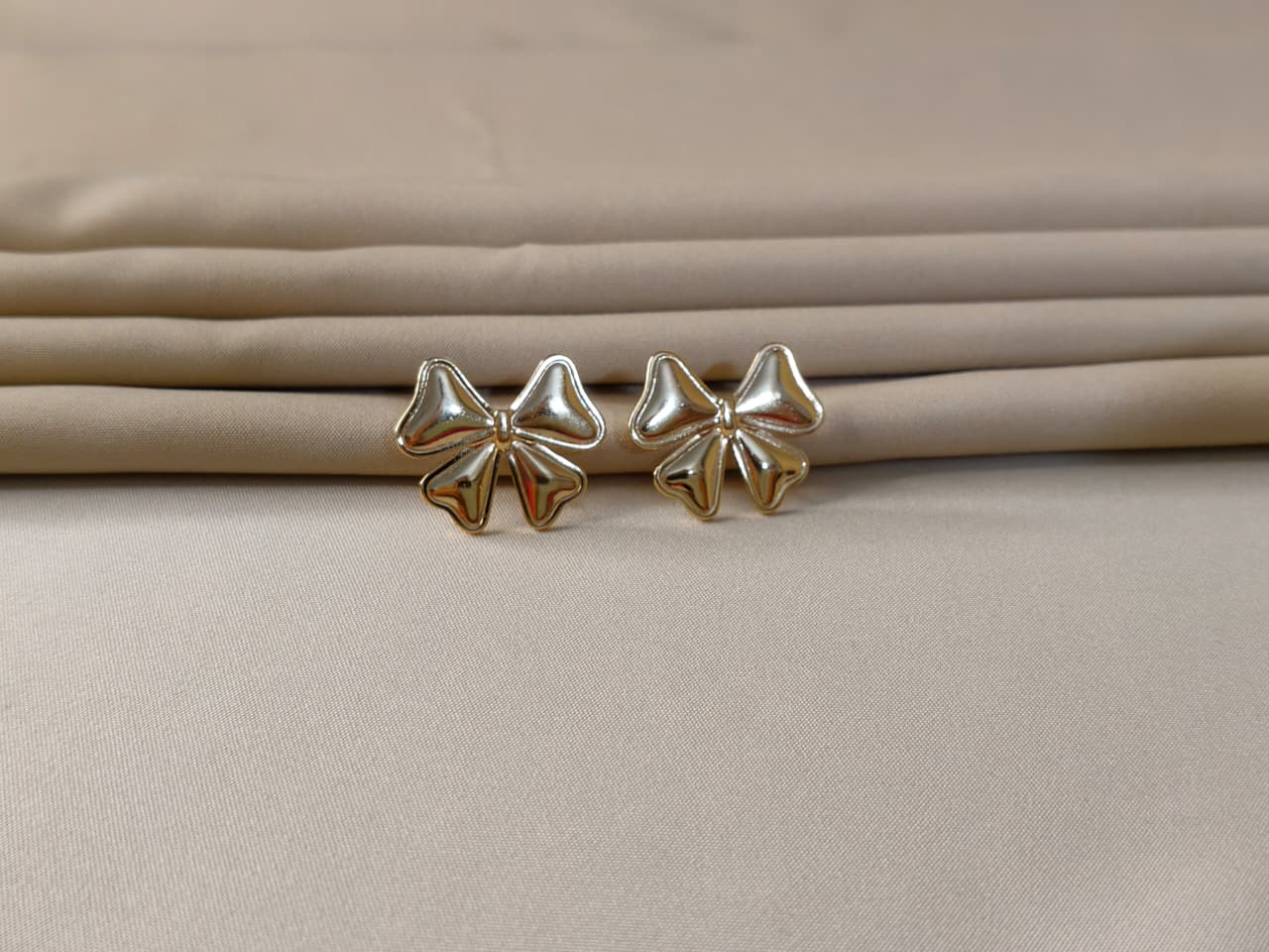 Gold Bow Earrings