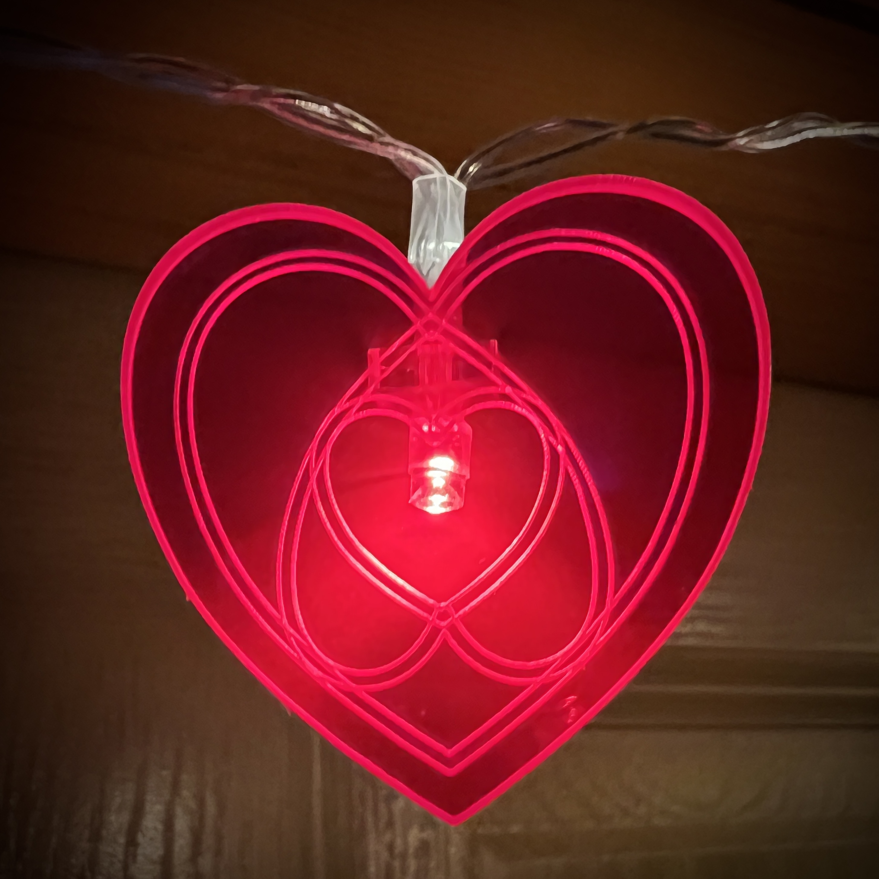 Goleuadau Calon Goch | Red Heart Lights