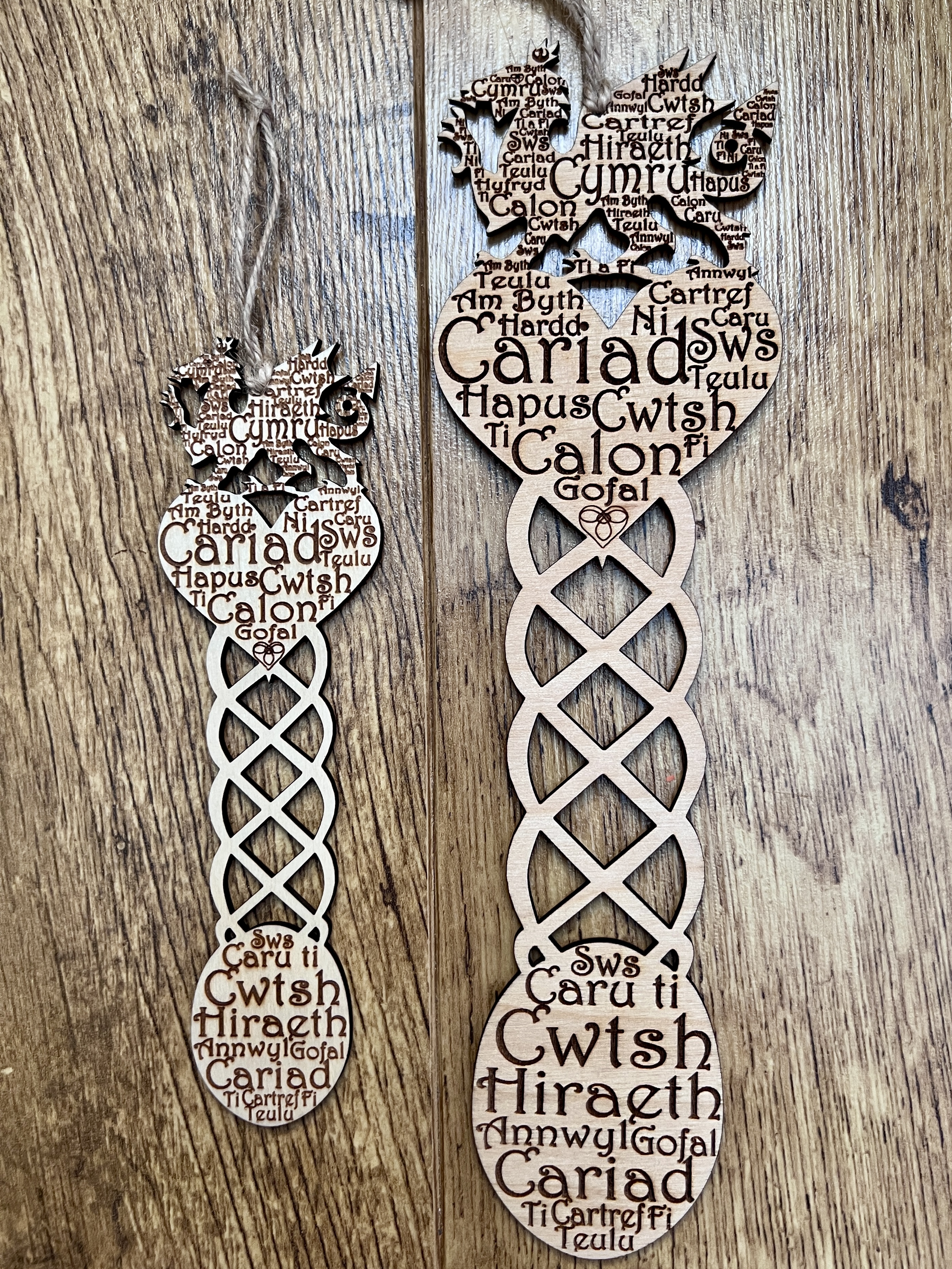 Llwy Caru Engrafwyd | Engraved Love Spoon