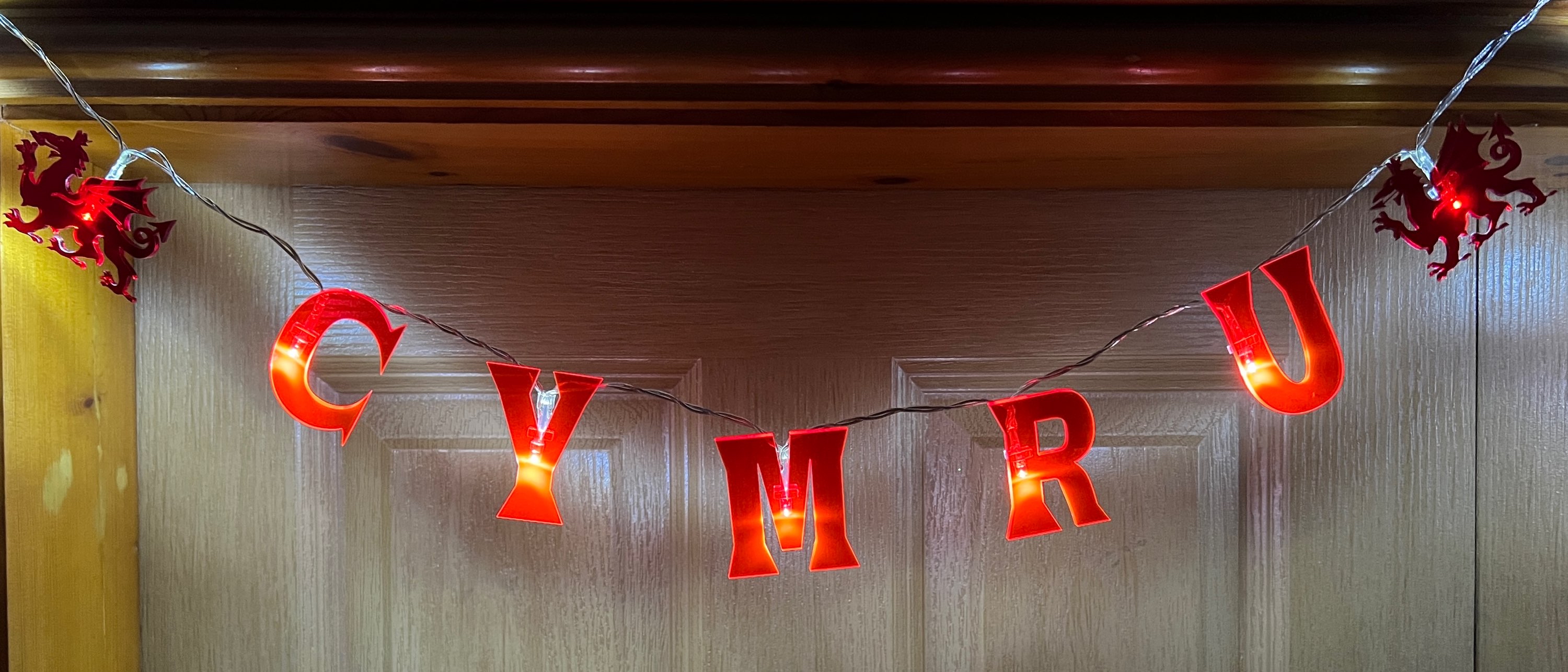  Set o Oleuadau ‘Cymru’ | Set of ‘Cymru’ Lights 