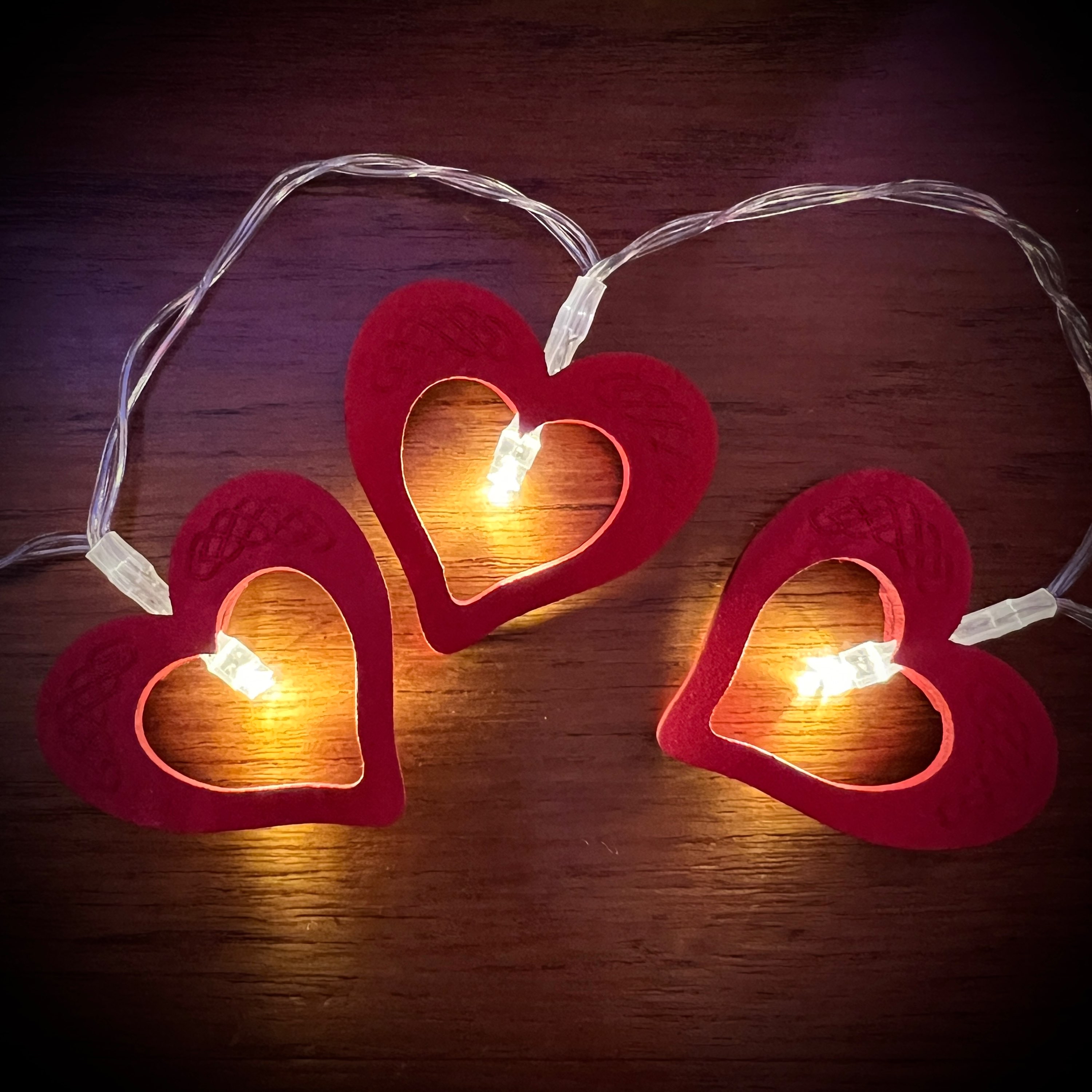 Set o Oleuadau Calon Pren | Set of Wooden Heart Lights