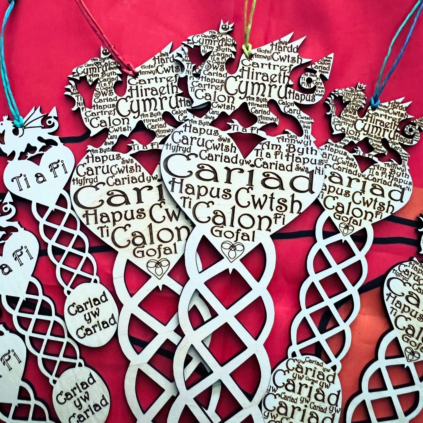 ‘Cariad yw Cariad’ Llwy Caru Engrafwyd | Engraved Love Spoon