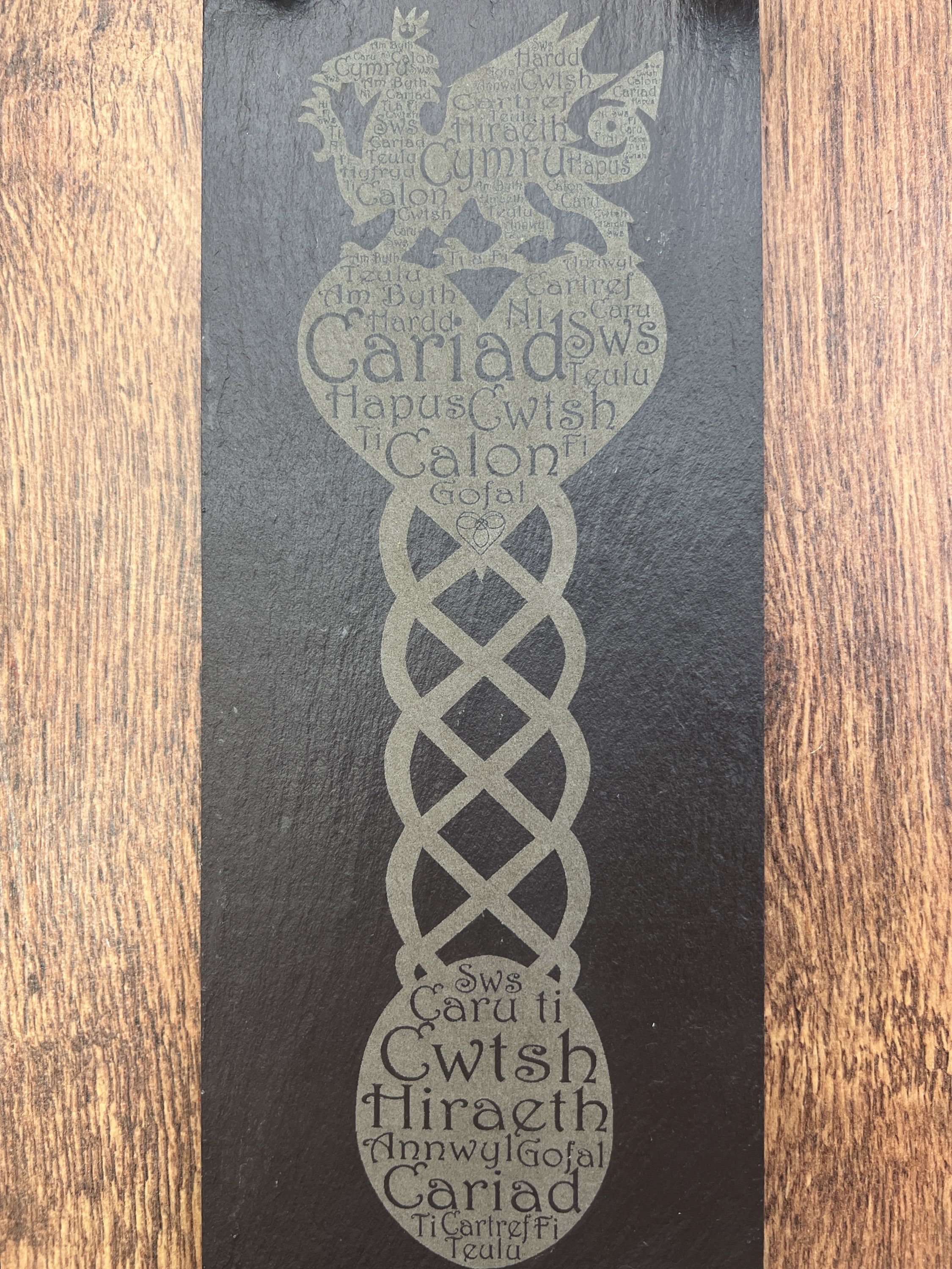 Llwy Caru ar Llechi Gymreig | Love spoon engraved on Welsh Slate