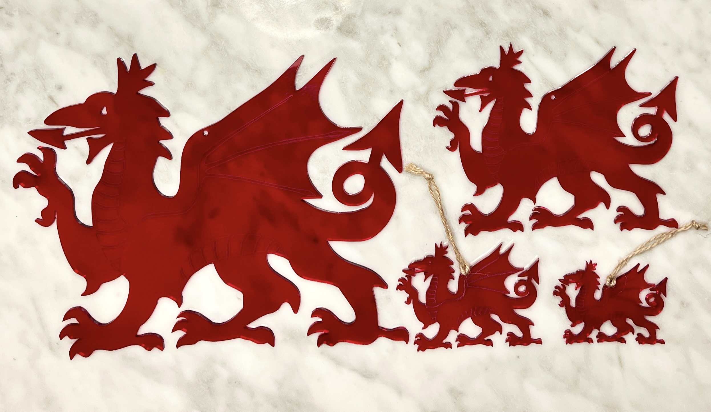 Decorative Welsh Dragon in Acrylic | Addurn Draig Cymreig Acrylic
