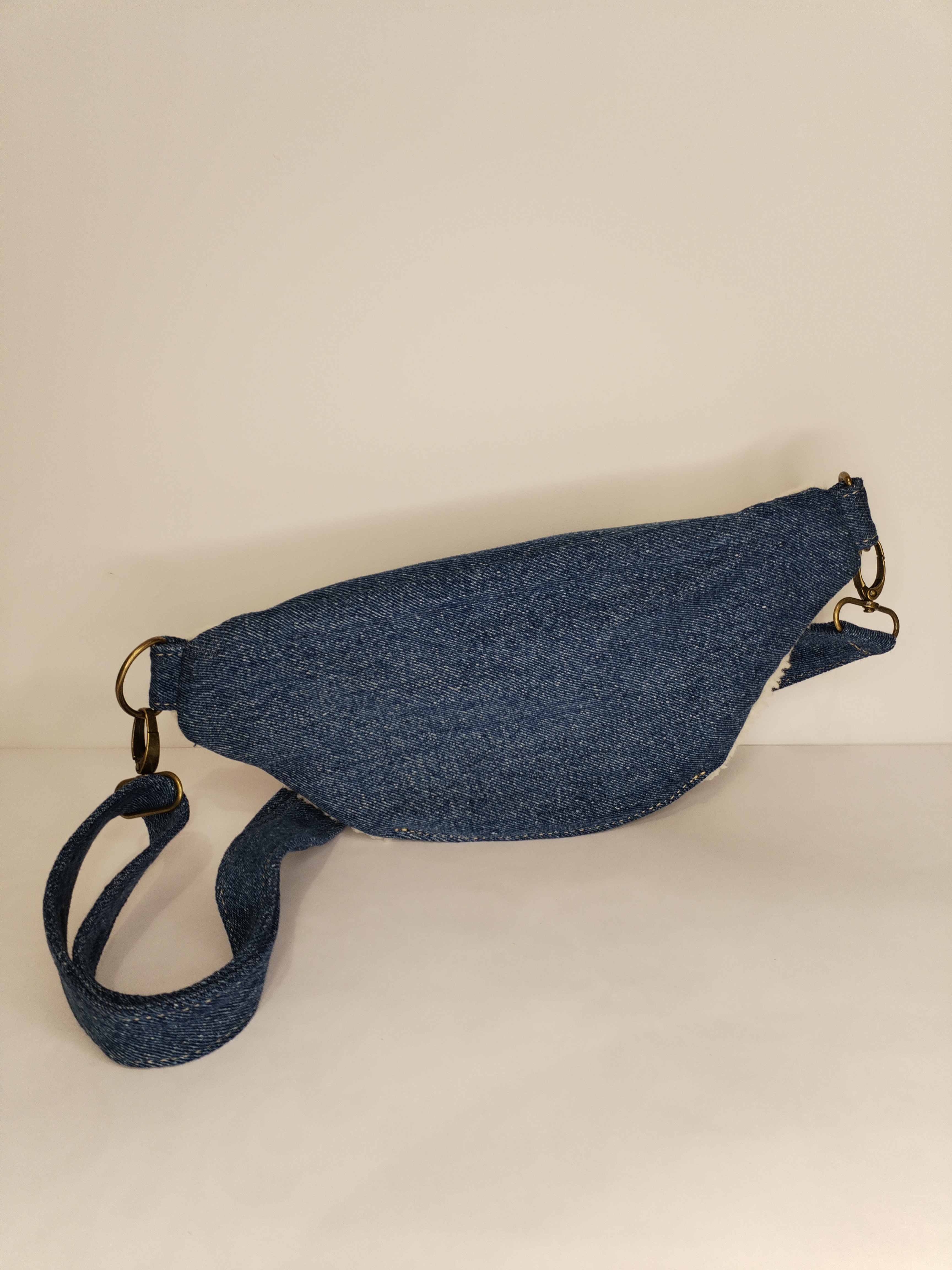 Banane "L'essentielle" jeans, moumoute et petit Vichy bleu ciel