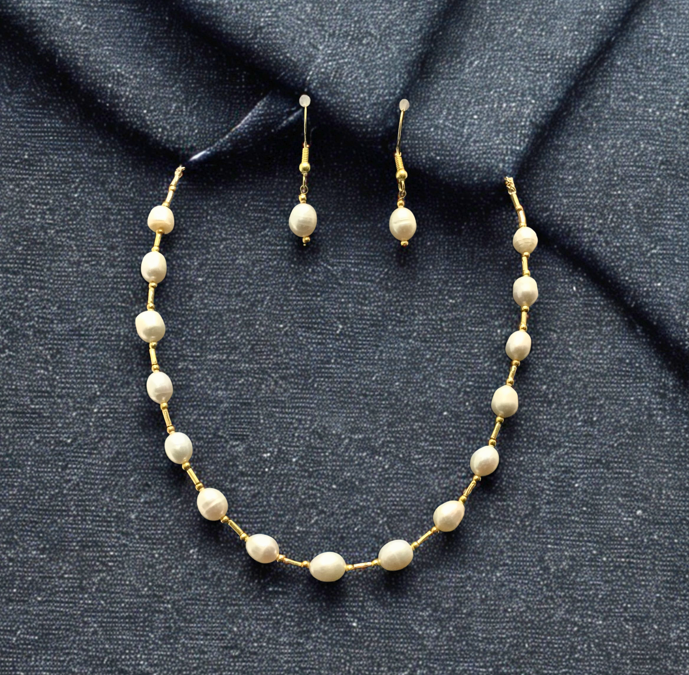 Elegant Pearl Necklace and Earring Set