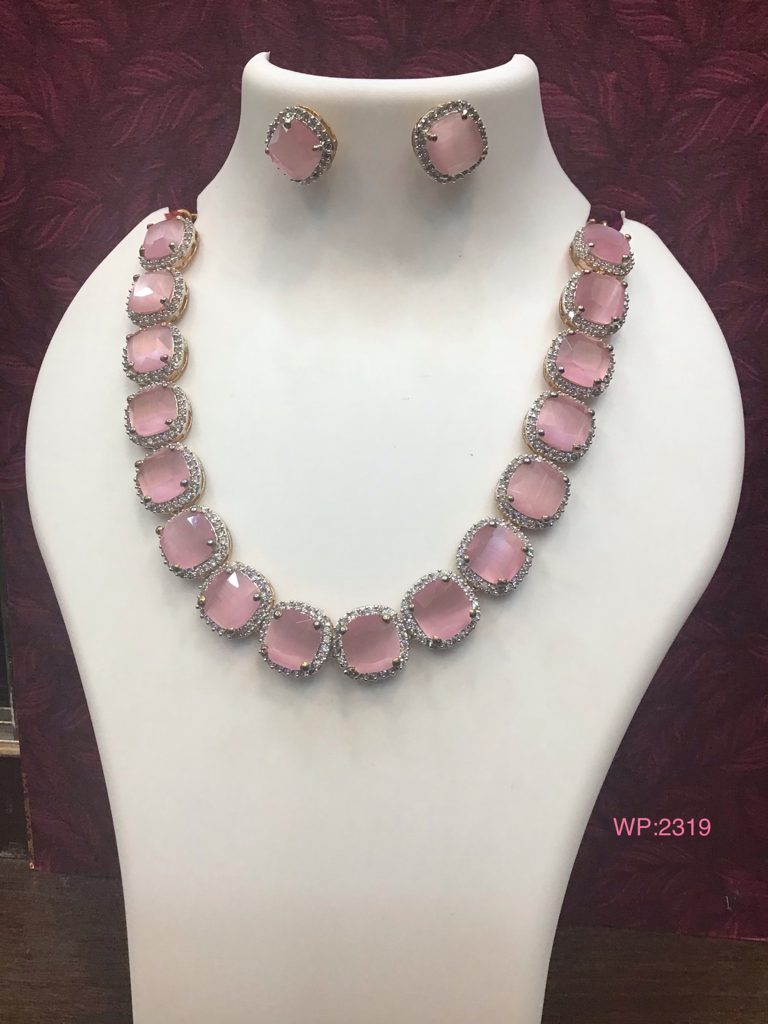 Elegant Pink Stone Necklace with Earrings