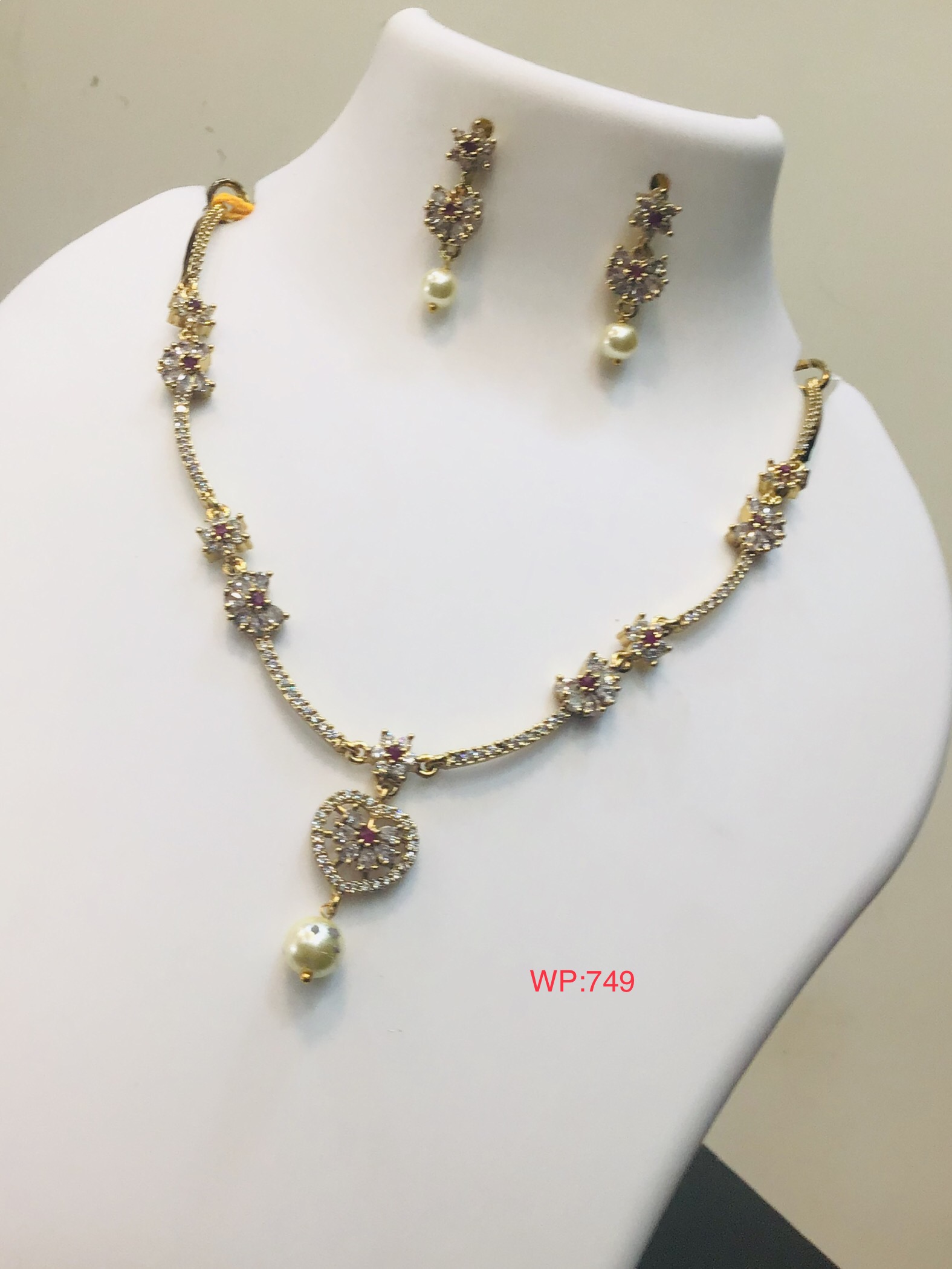 Floral Pearl Drop Necklace Set