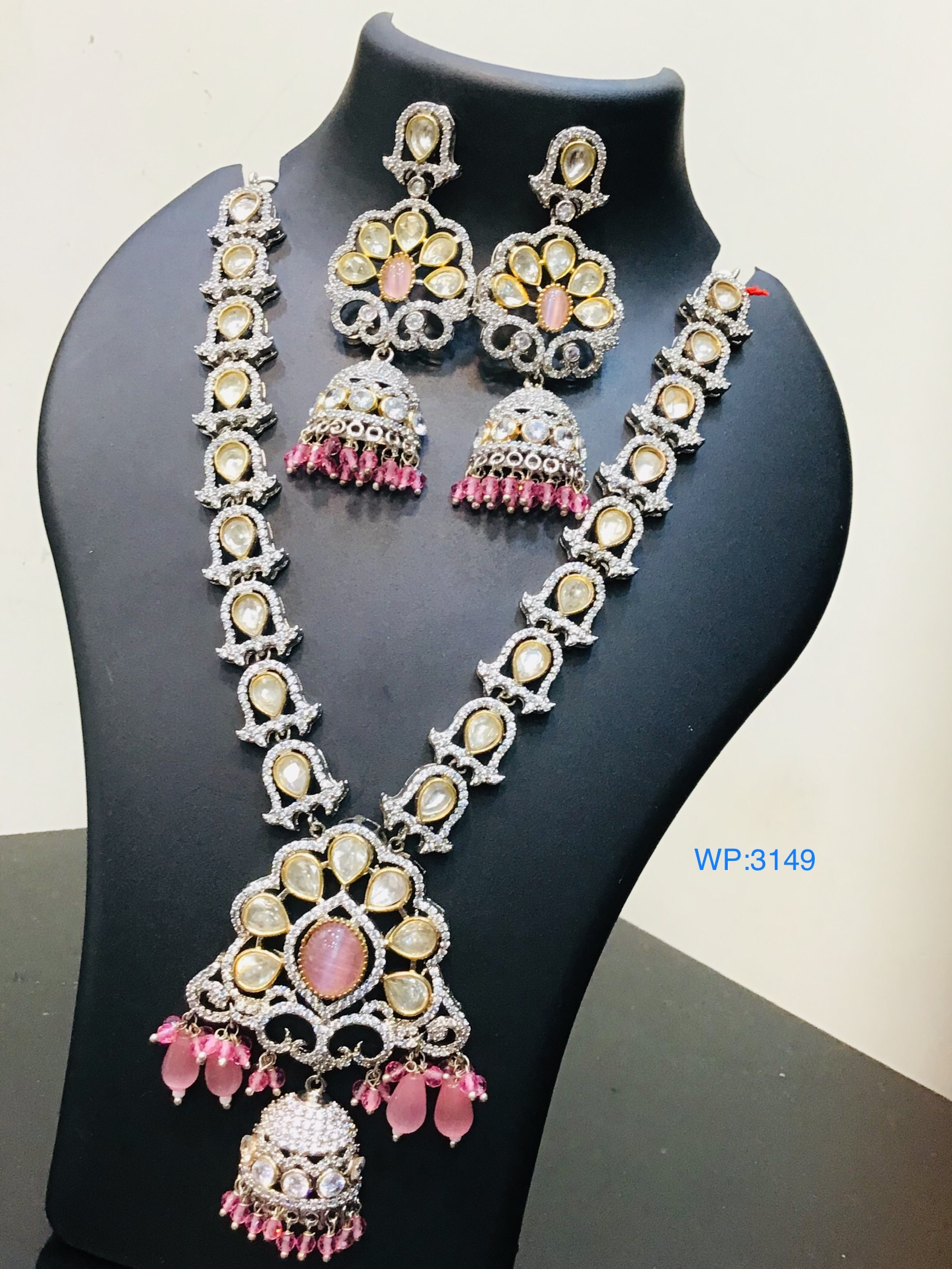 Kundan Necklace