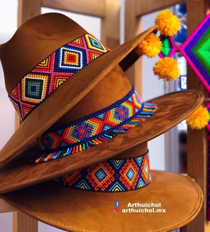 Sombrero con Cinta de Mostacilla
