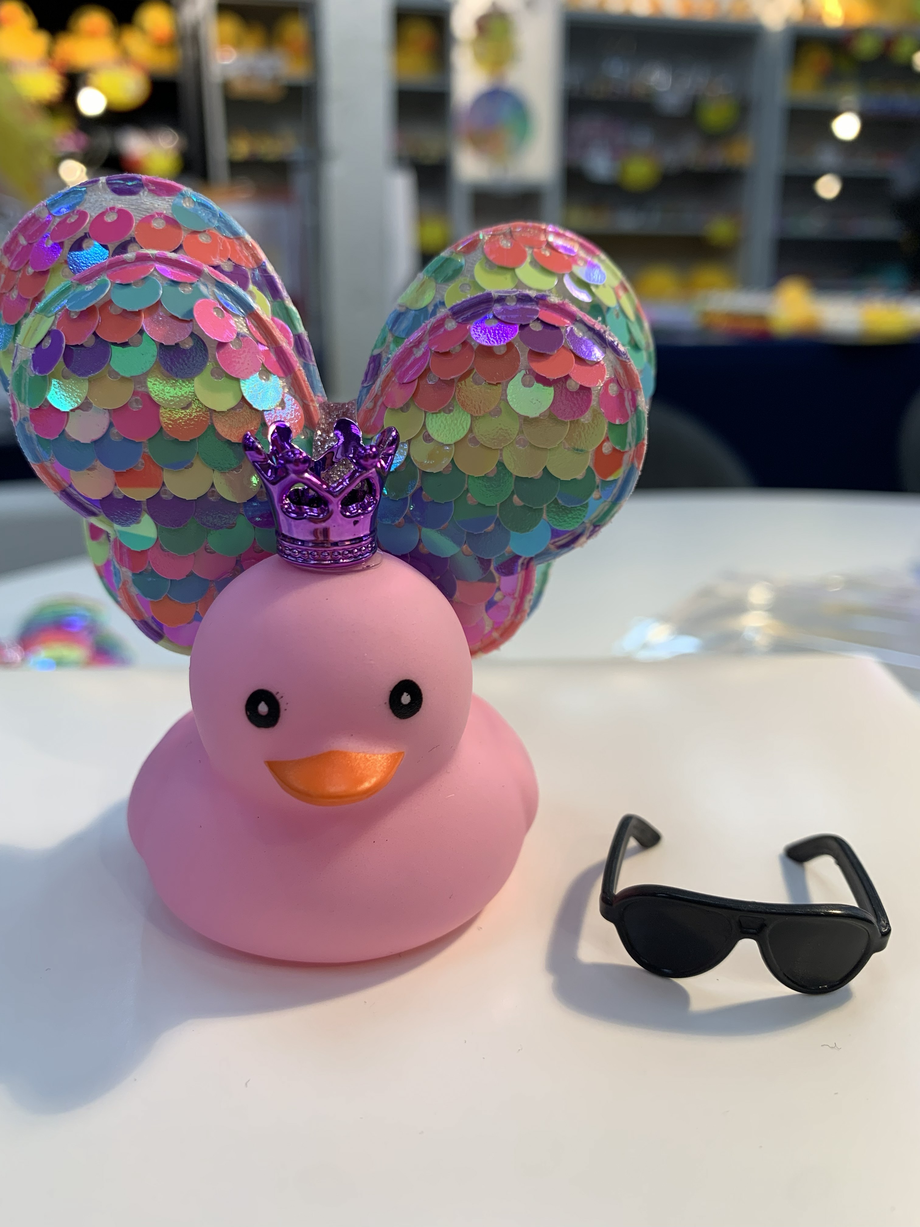 Shiny Pink Wing Duckie