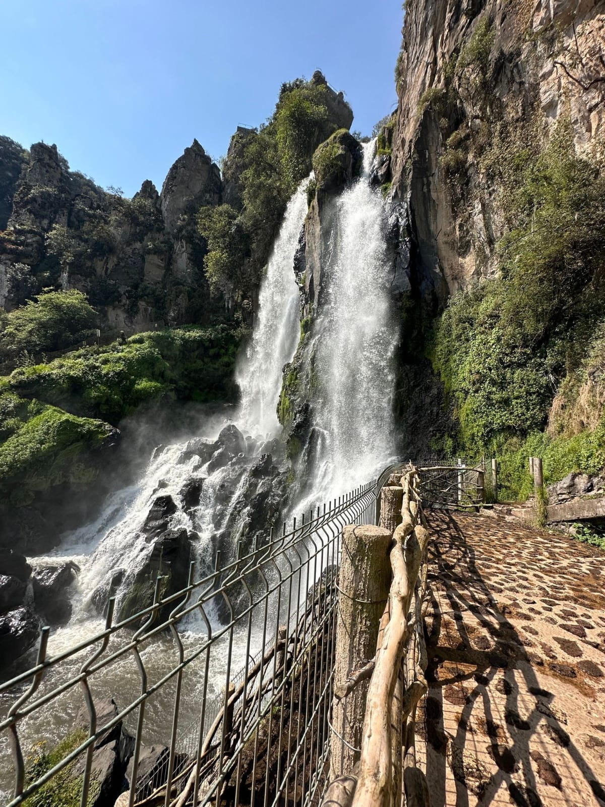 Gran Feria de la Manzana, Zacatlán & Cascada Las Brisas