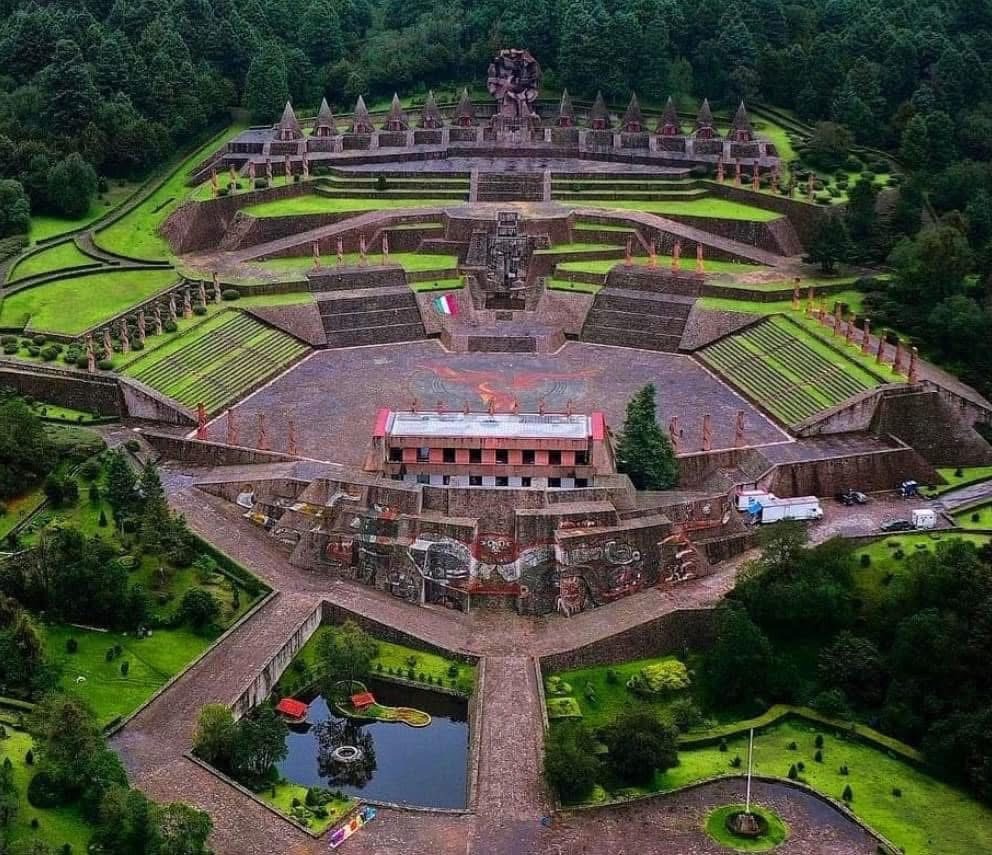 Tour por Metepec y C. C. Otomí