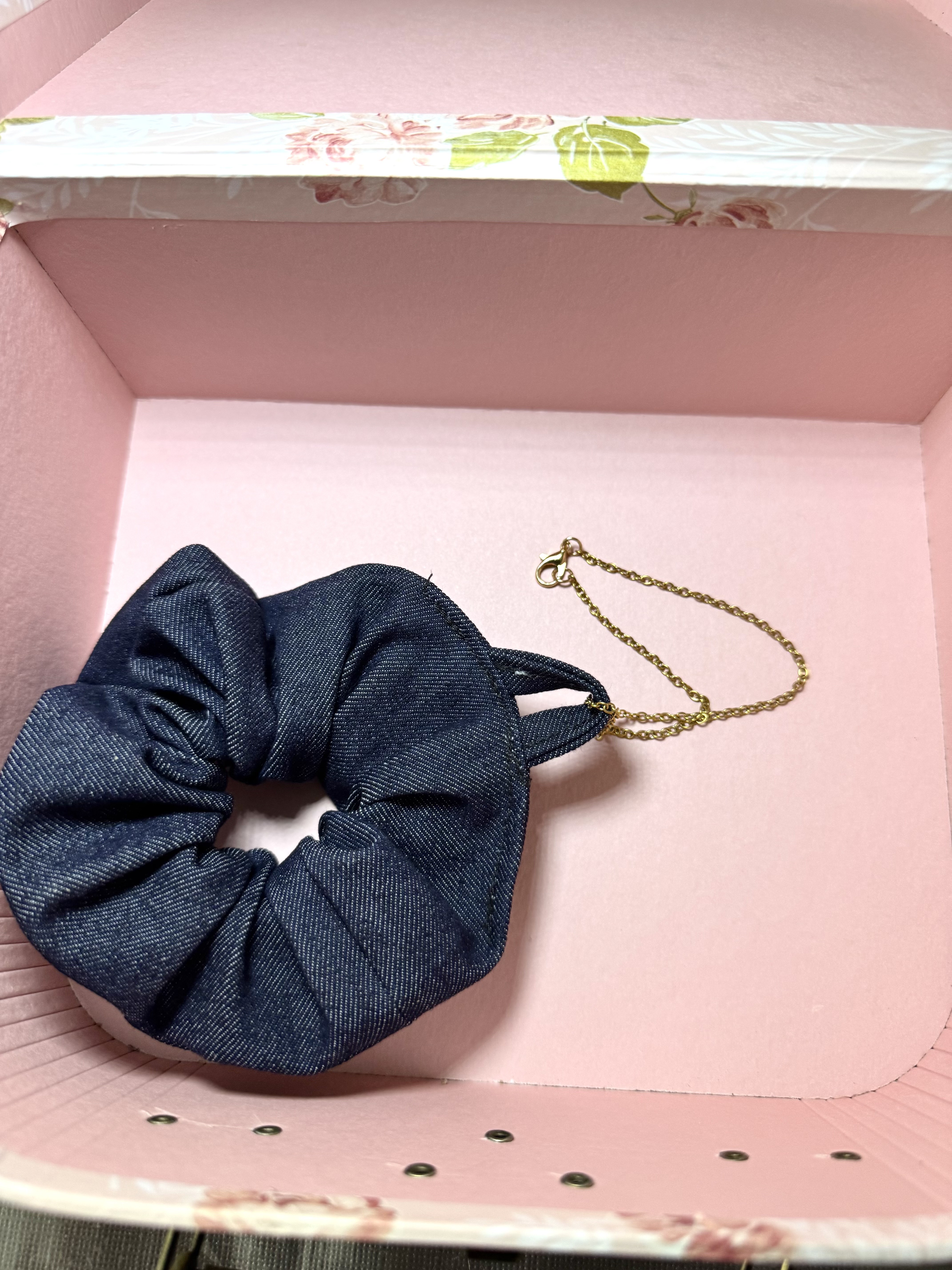 Happy Hour Bracelet Scrunchie Bag Charm