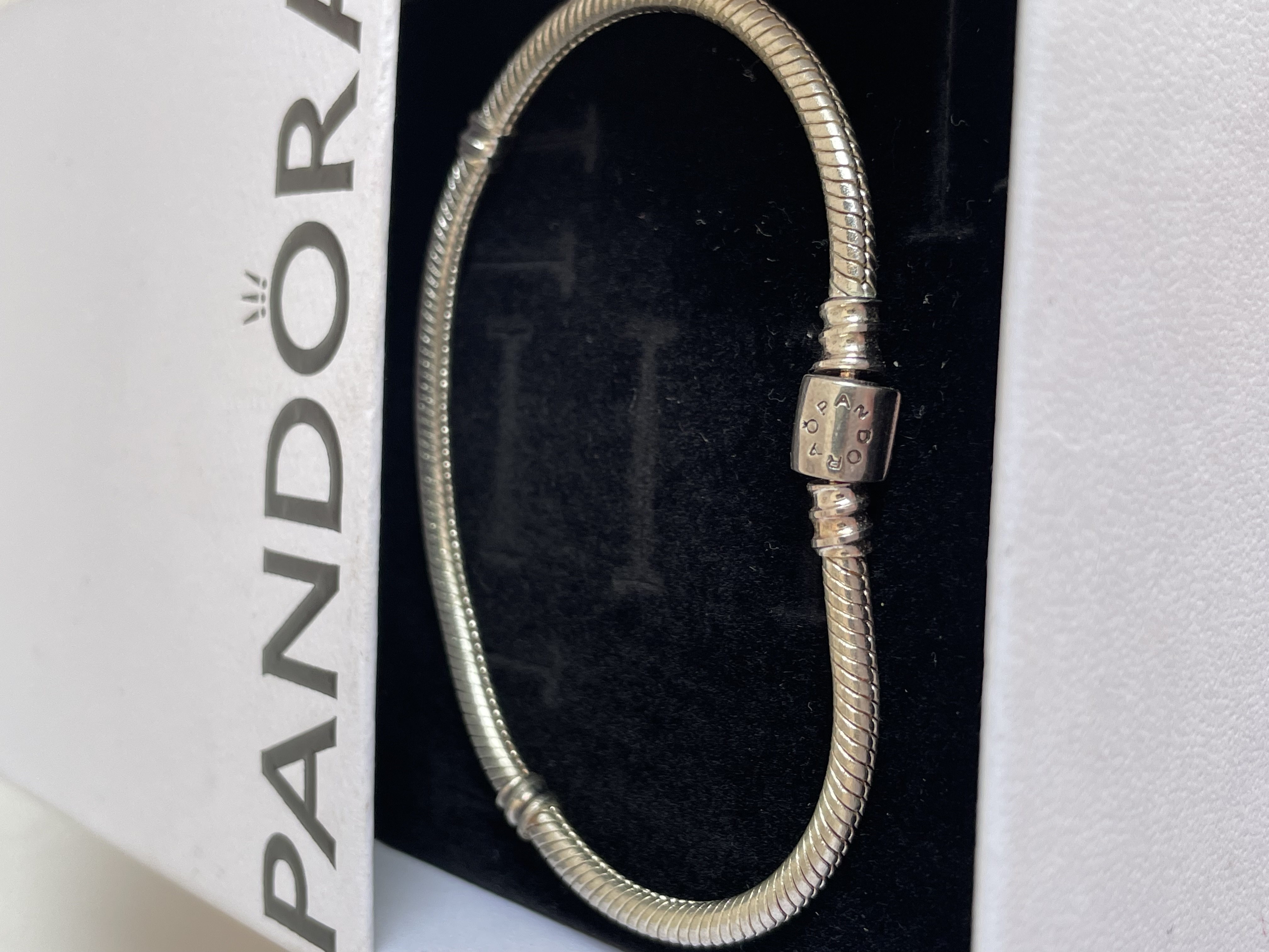 PULSERA CIERRE BARRIL PLATA